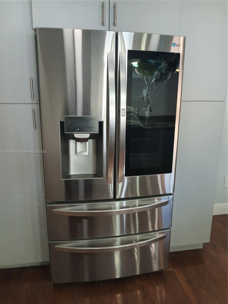 KNOLLS SEC 5 - Residential Lease