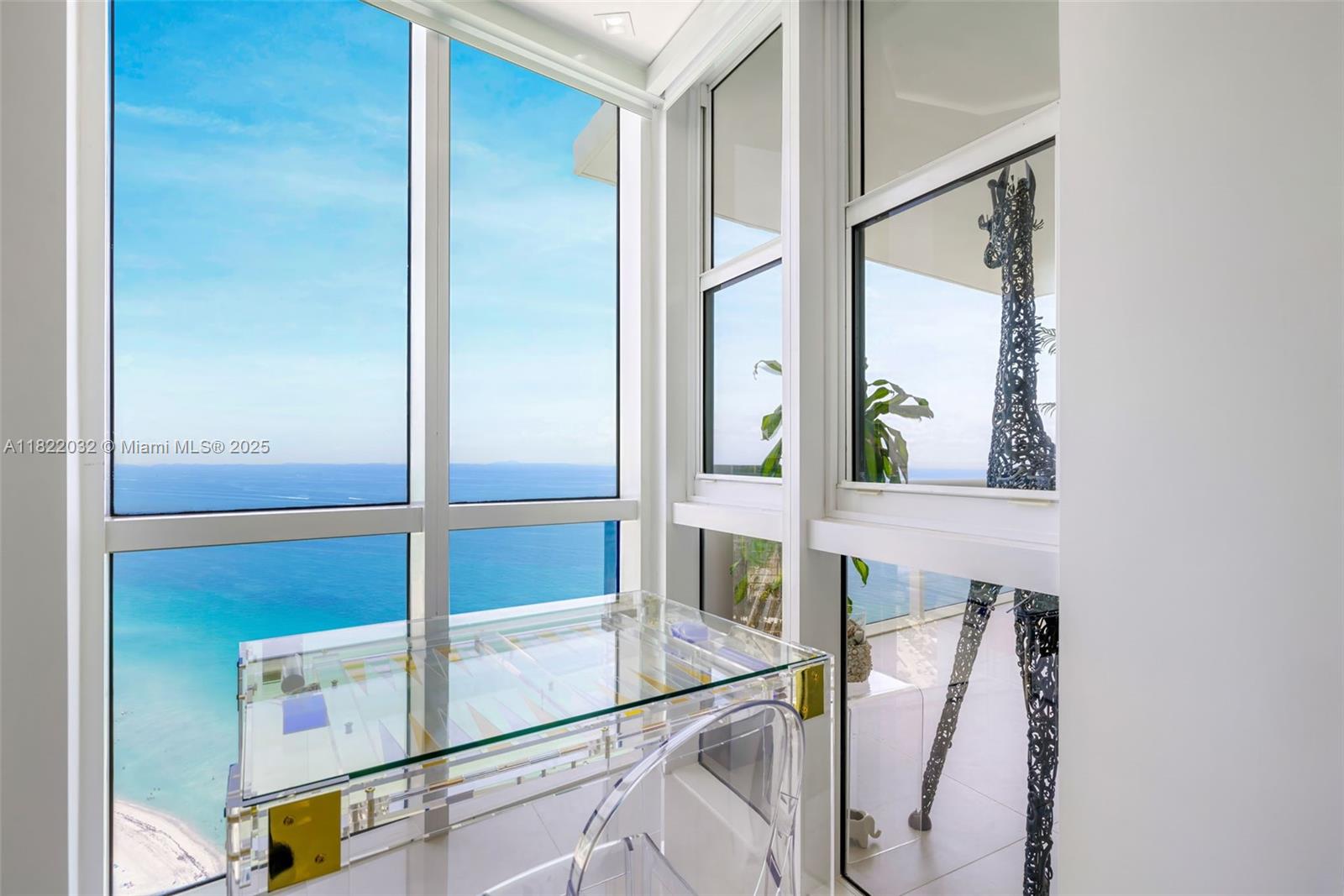 TRUMP ROYALE CONDO - Residential
