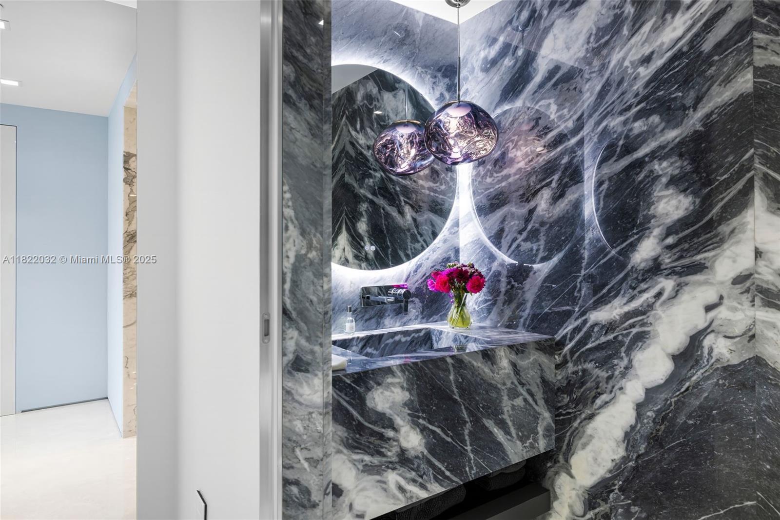 TRUMP ROYALE CONDO - Residential