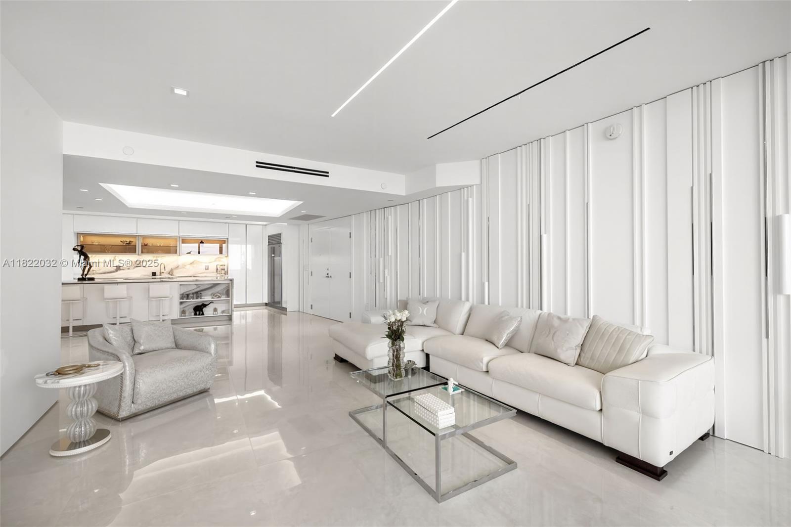 TRUMP ROYALE CONDO - Residential