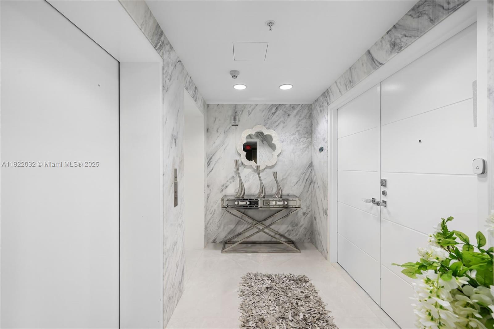 18201 Collins Ave 5306-W/2 Car Garage Ave 5306, Sunny Isles Beach, Miami-Dade County, Florida - 3 Bedrooms  
4 Bathrooms - 