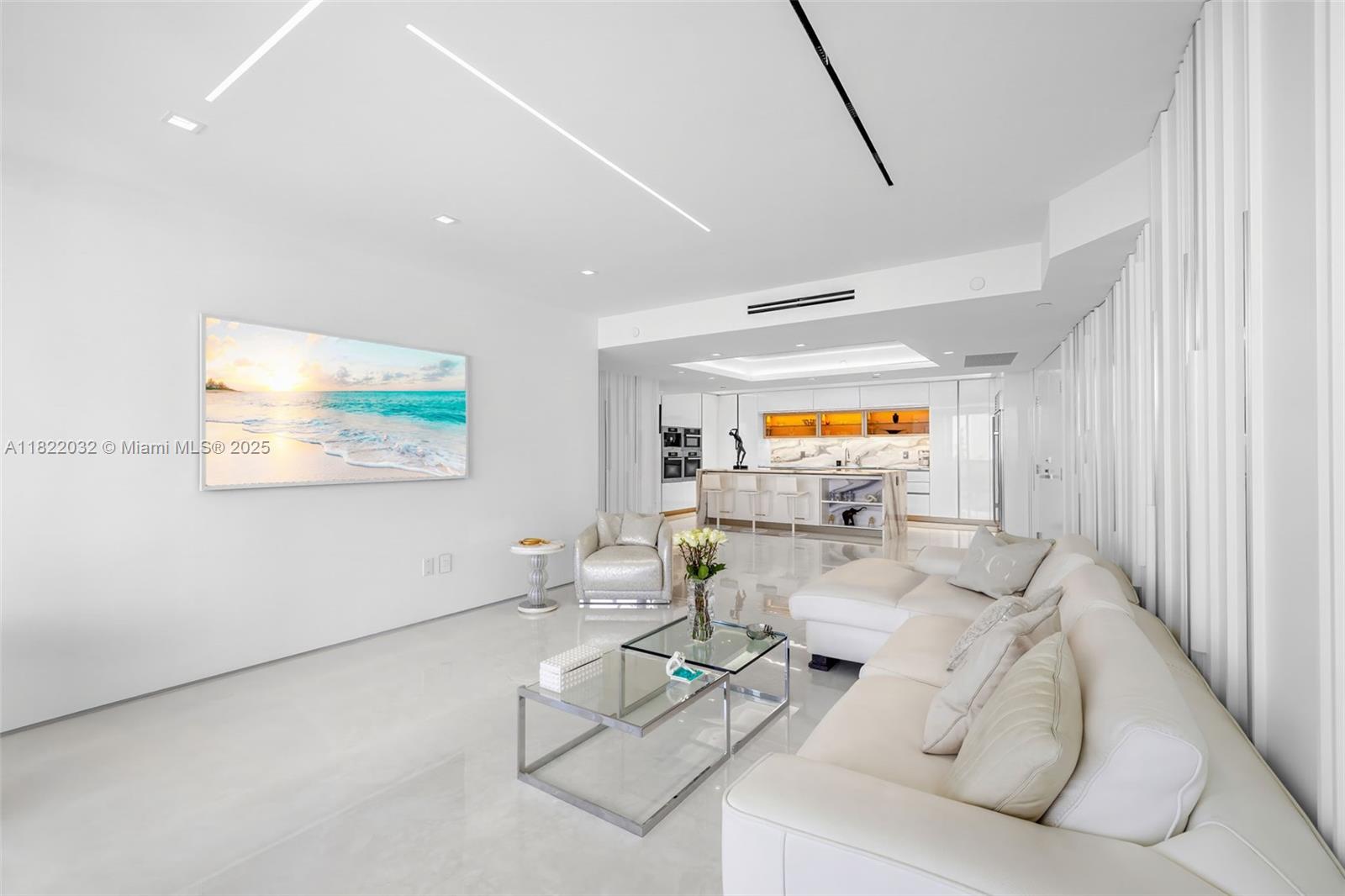 TRUMP ROYALE CONDO - Residential