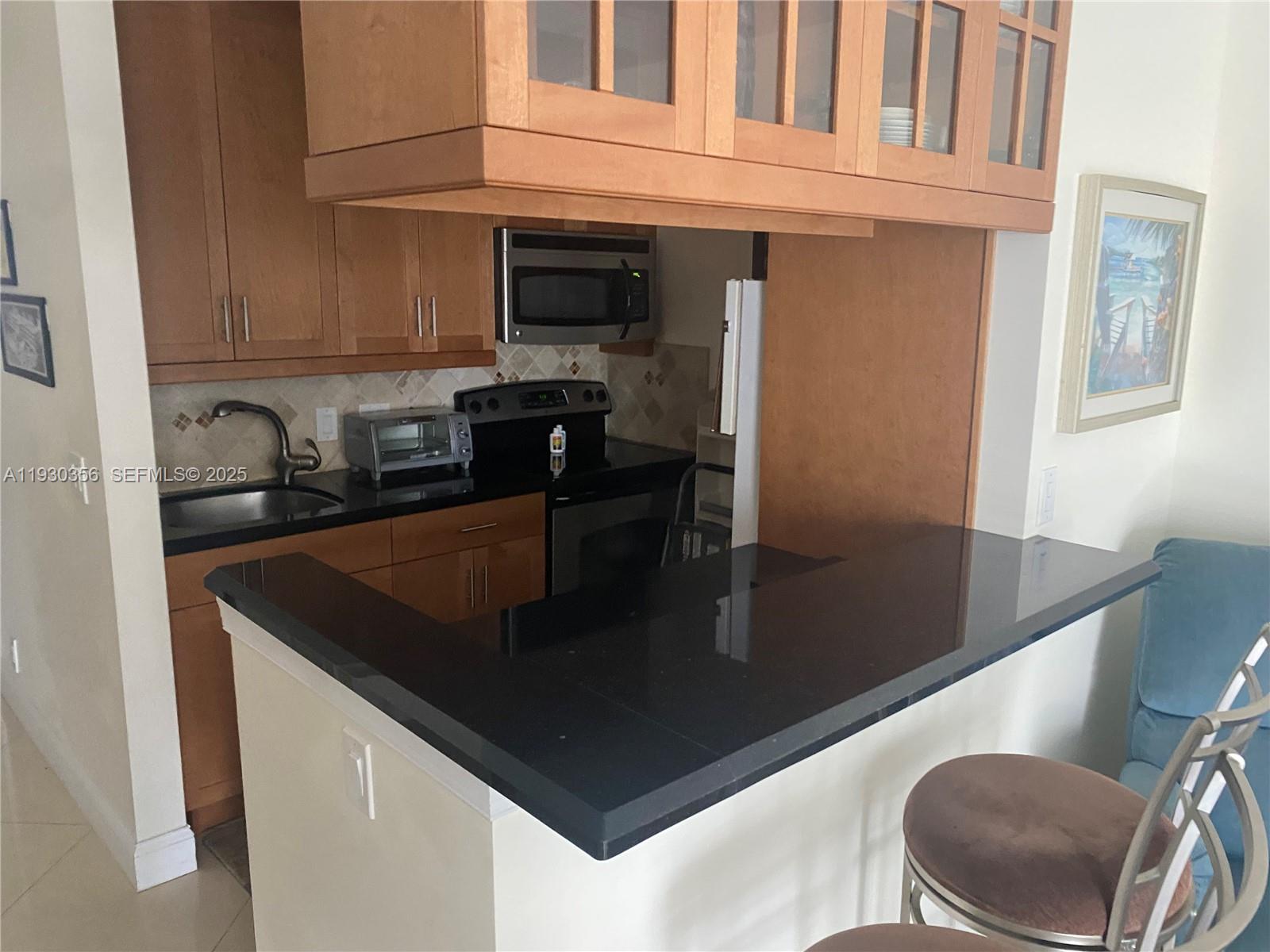 ENVOY NORTH CONDO - Residential Lease