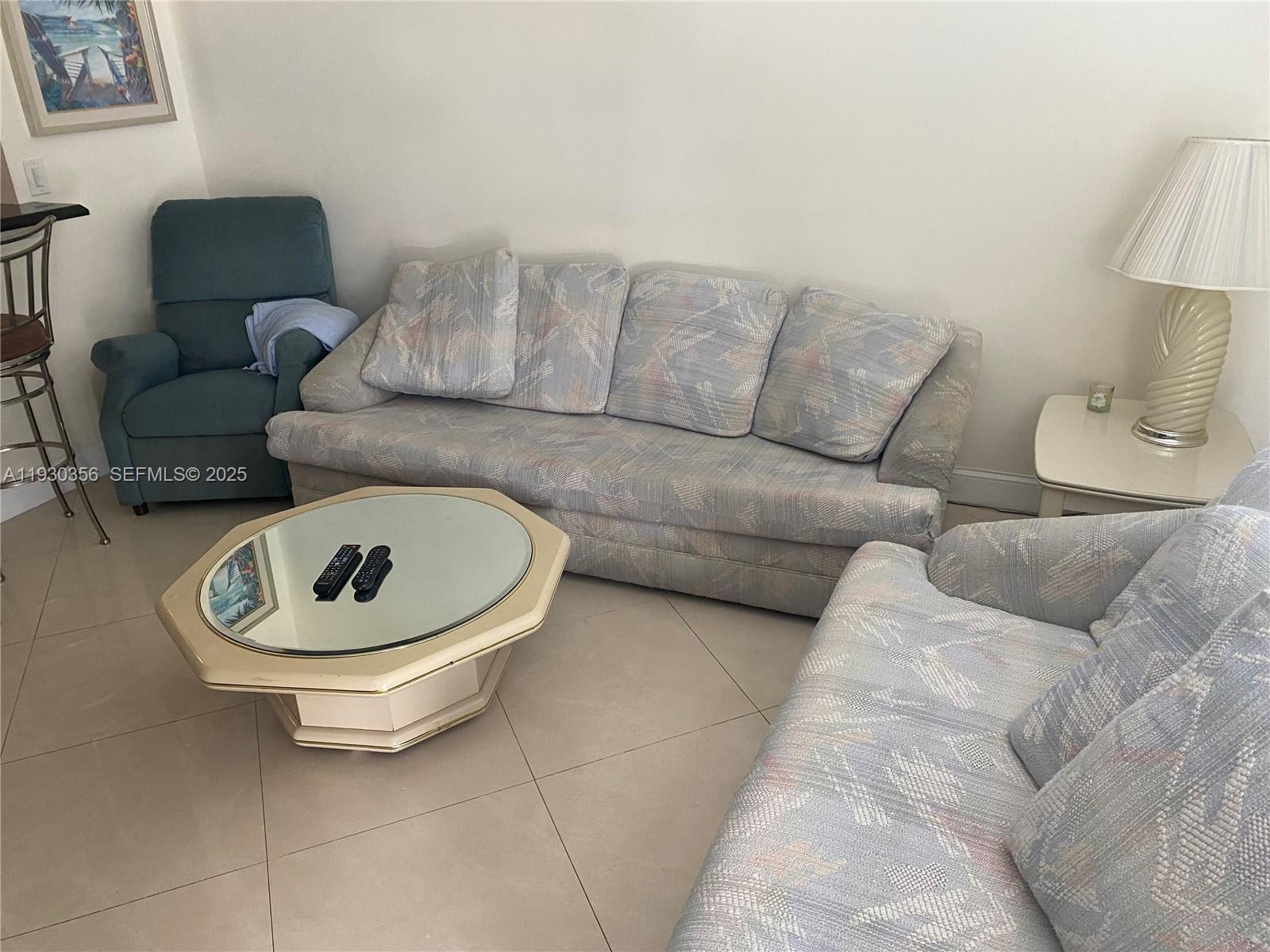 ENVOY NORTH CONDO - Residential Lease