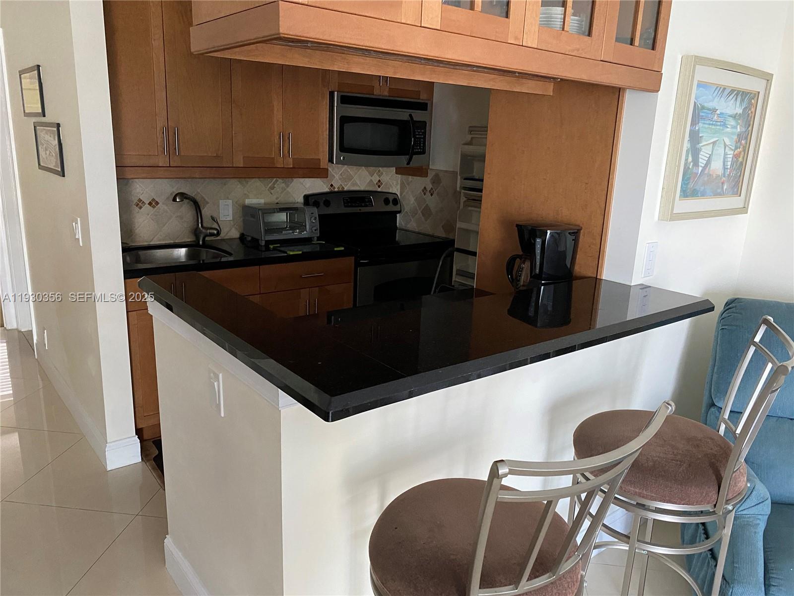 ENVOY NORTH CONDO - Residential Lease