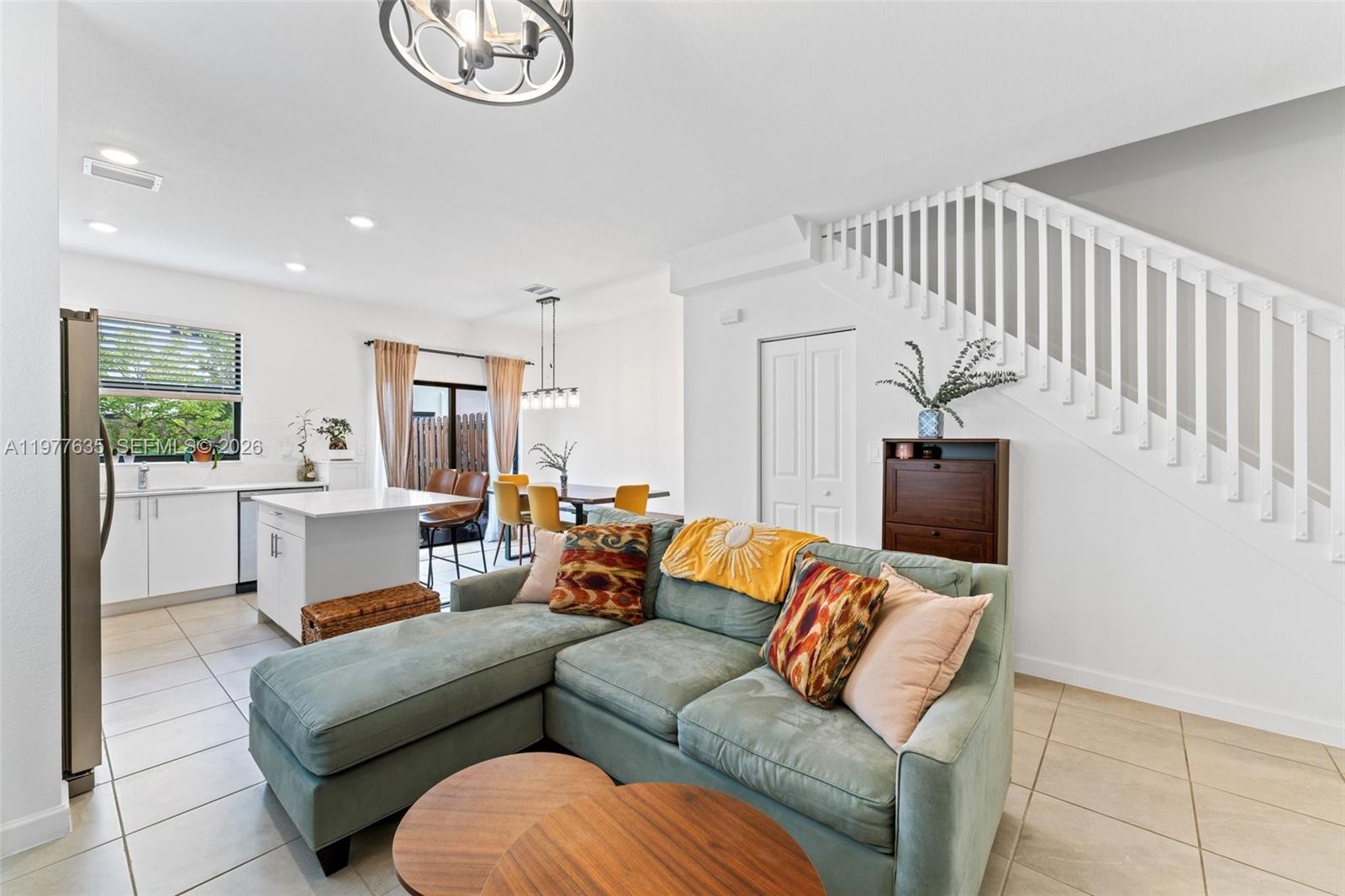 SILVER PALM RESIDENTIAL H - Residential