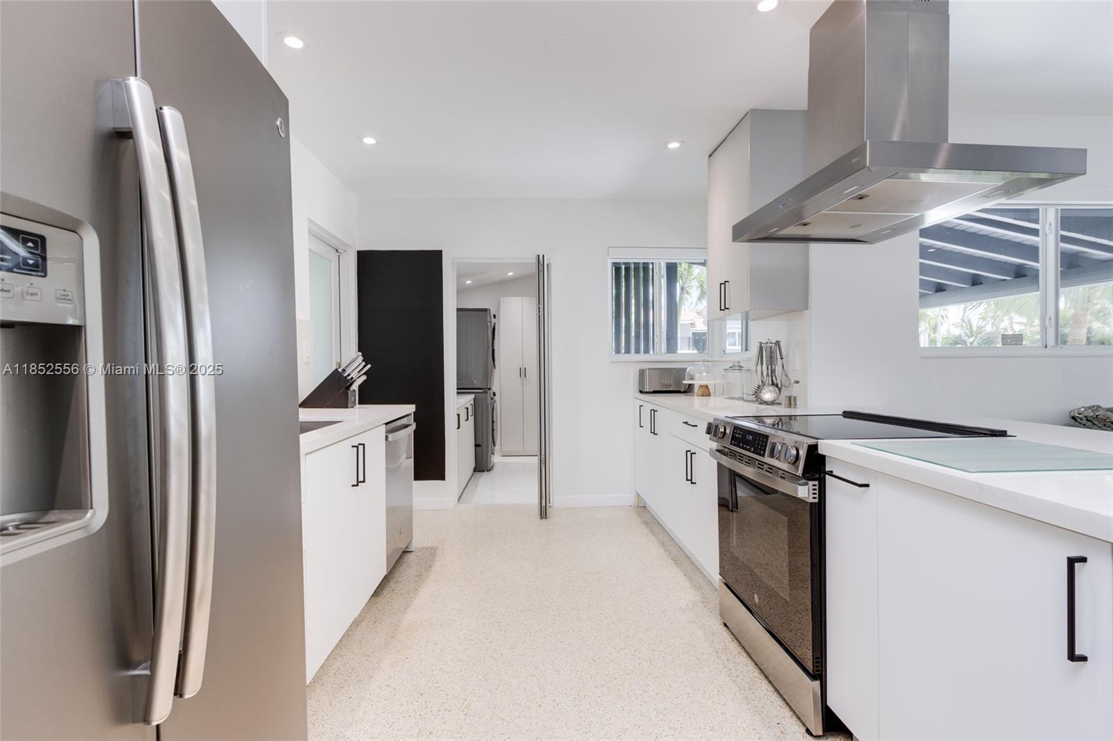 EAST SHORE CREST SEC 2 - Residential