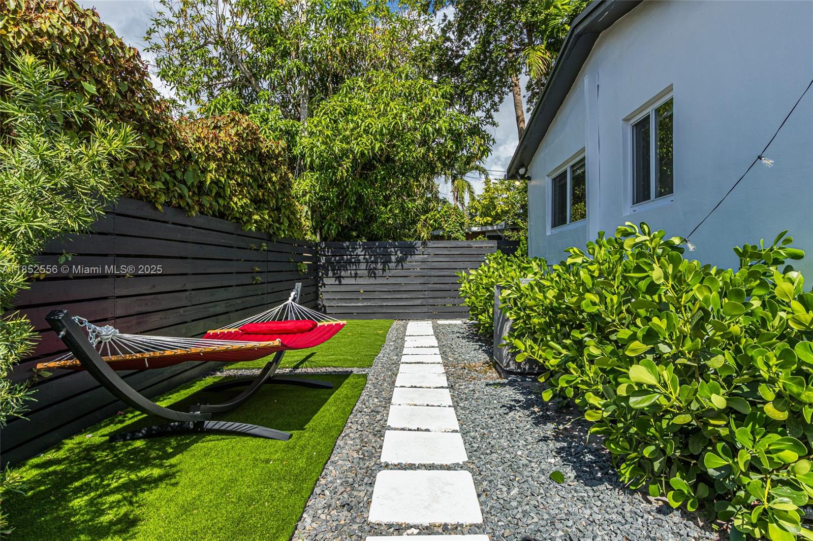 EAST SHORE CREST SEC 2 - Residential