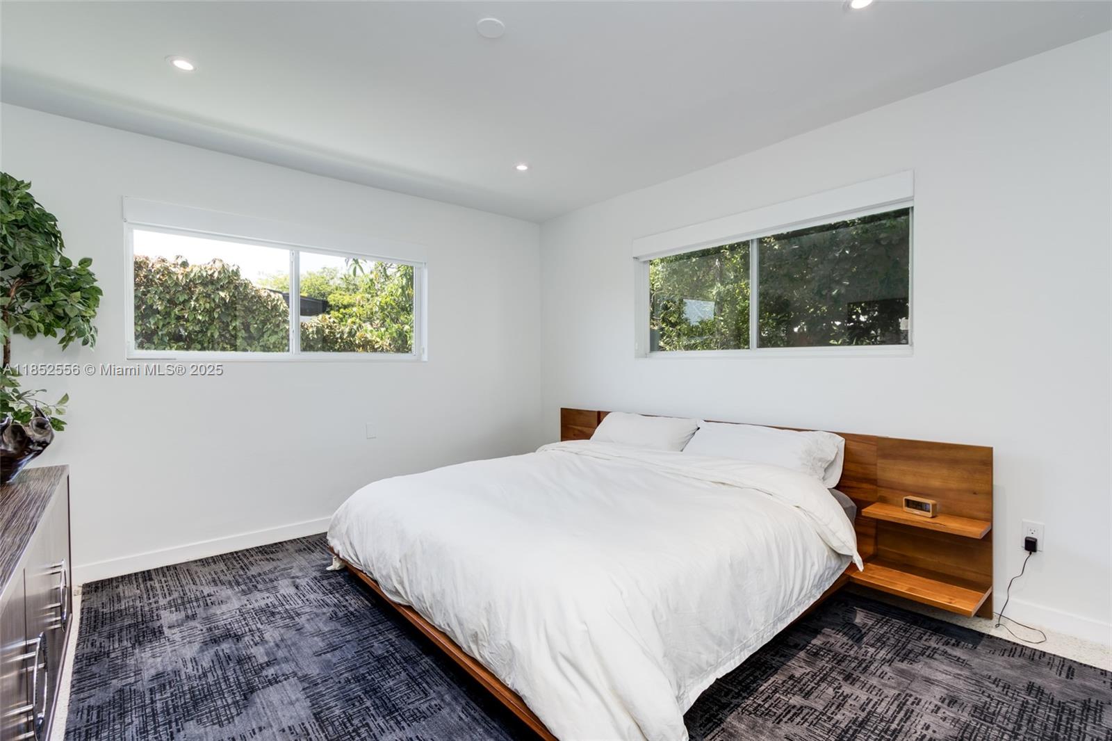 EAST SHORE CREST SEC 2 - Residential