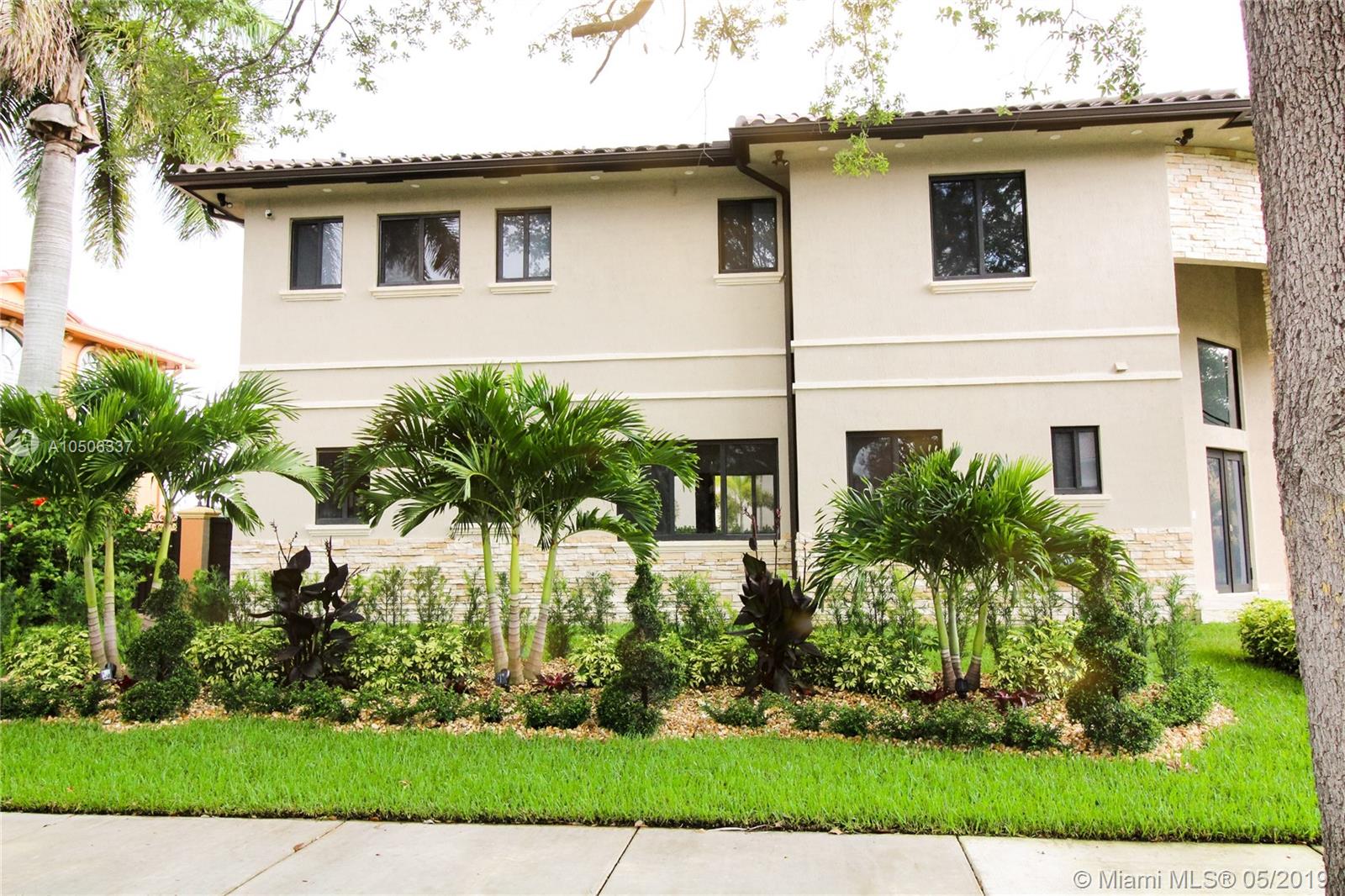 EIGHTH ADDN TO ROYAL OAKS - Residential