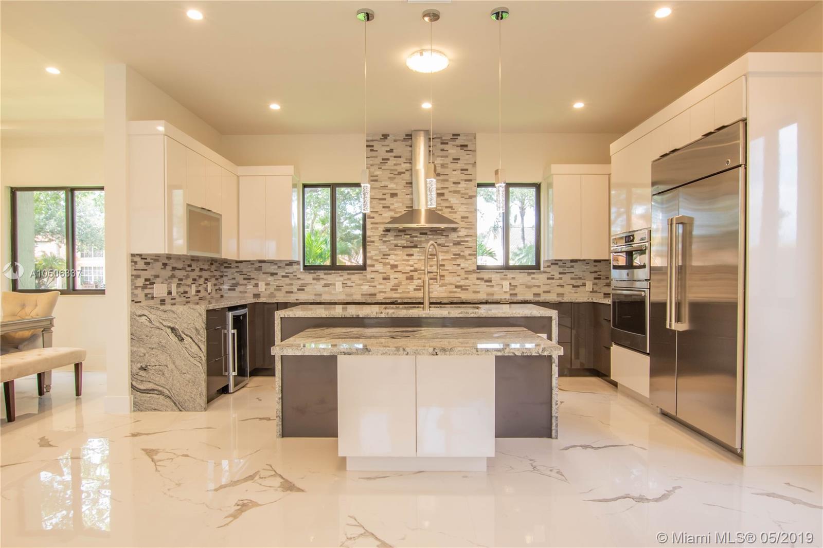 EIGHTH ADDN TO ROYAL OAKS - Residential