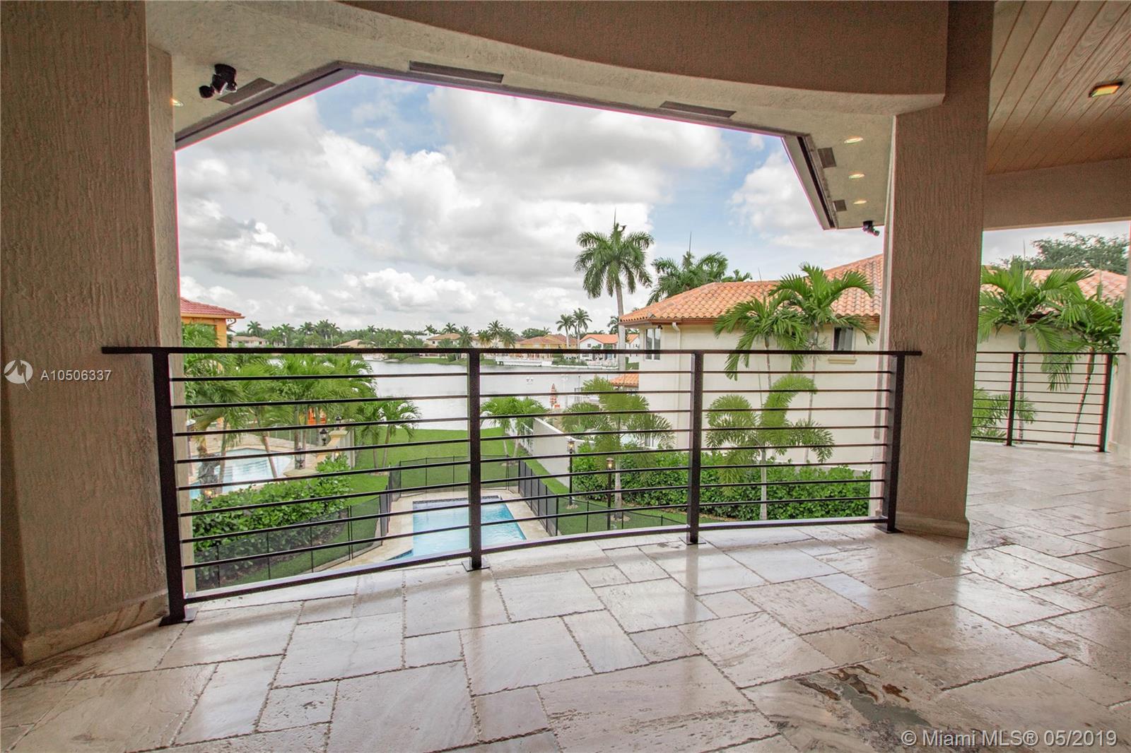 EIGHTH ADDN TO ROYAL OAKS - Residential