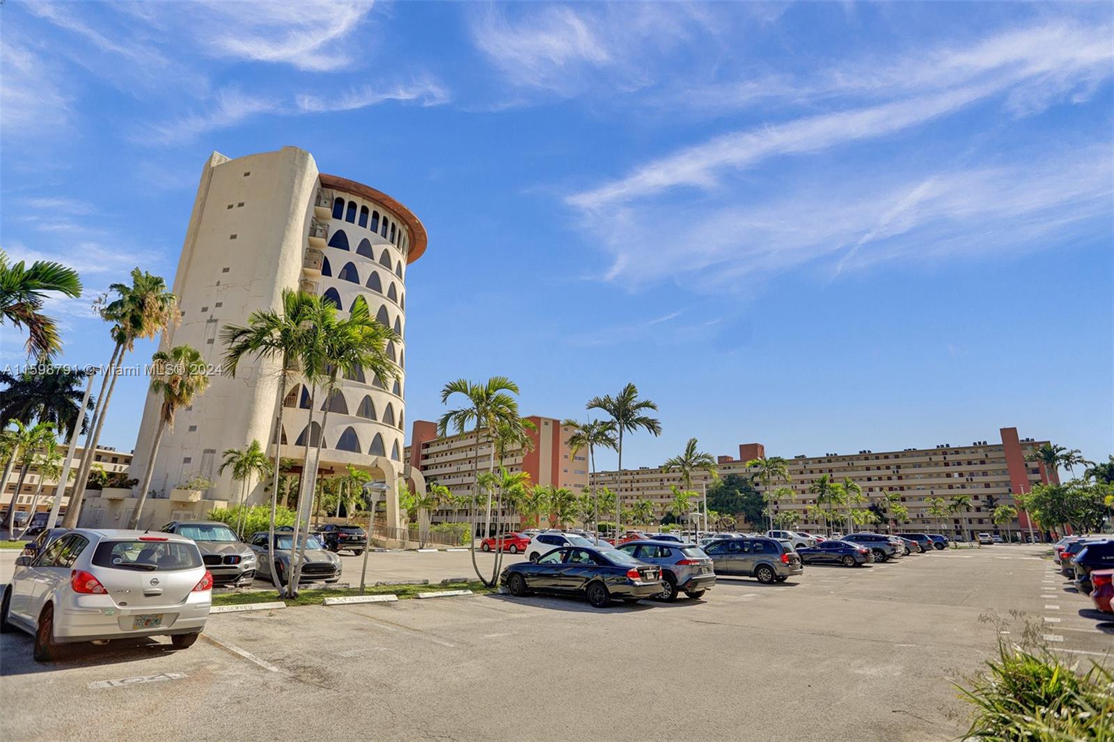 JADE WINDS GROUP - - Residential