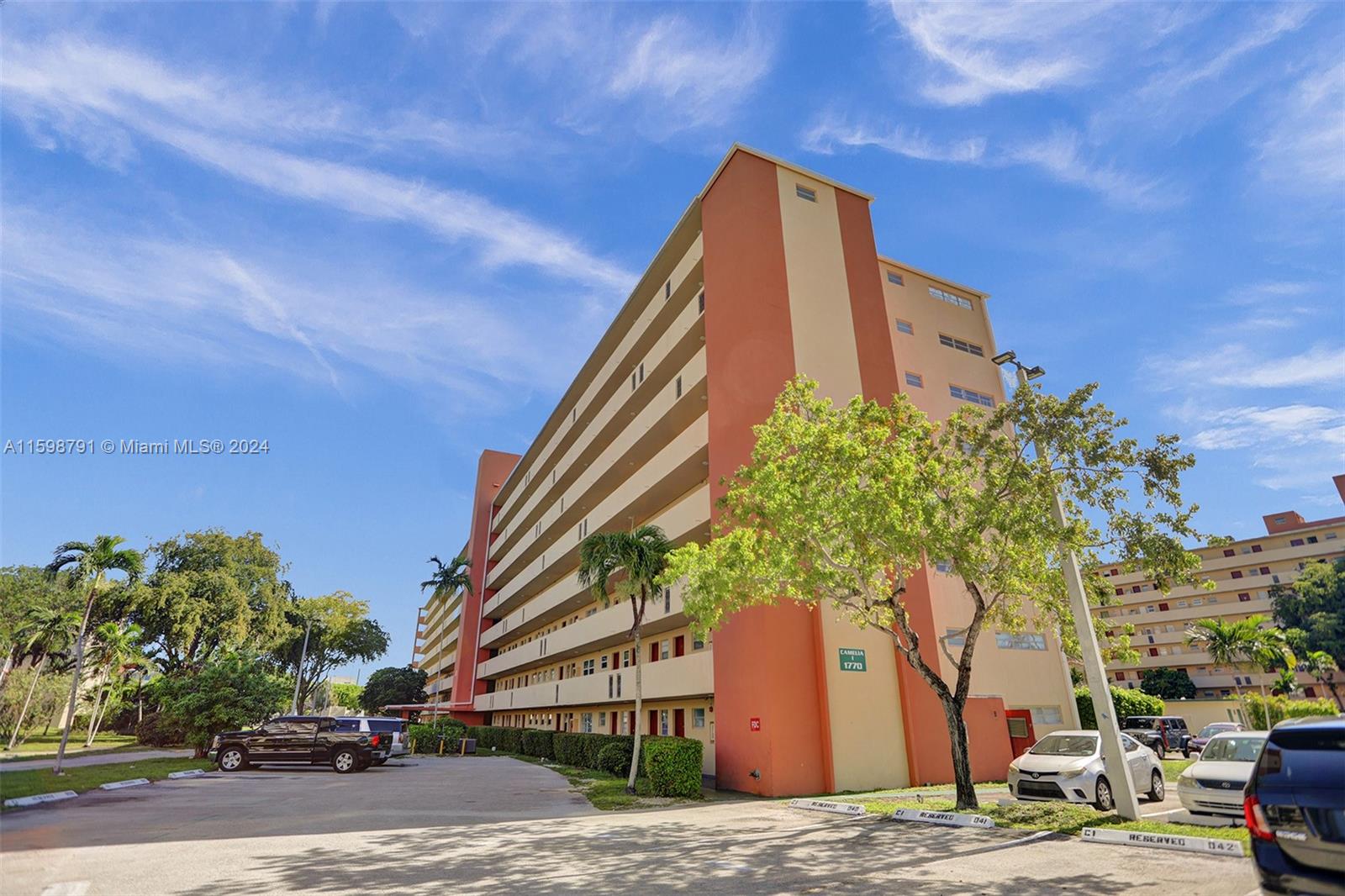 JADE WINDS GROUP - - Residential