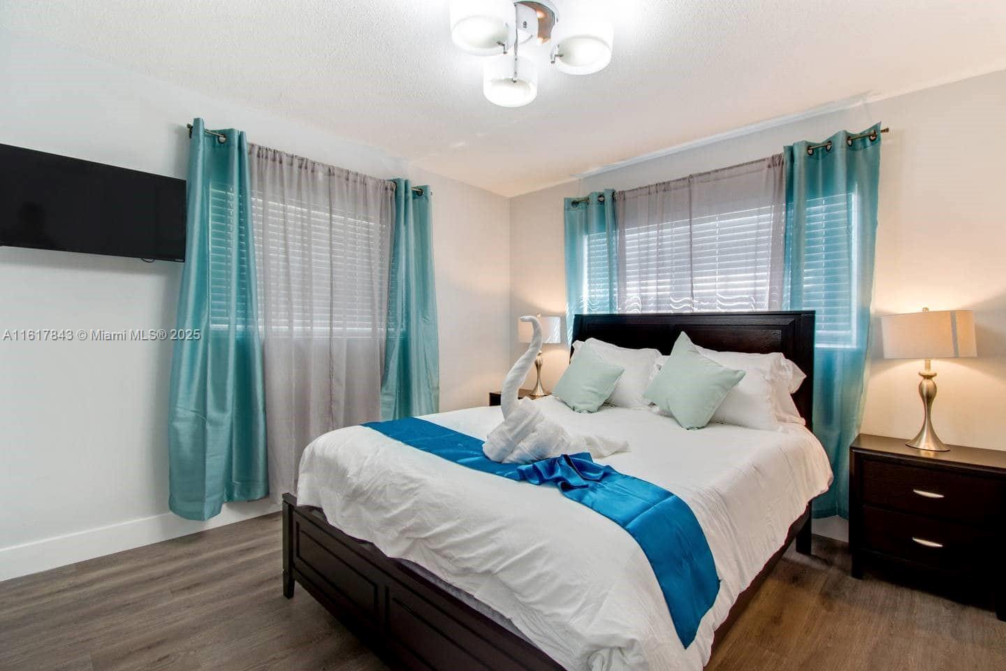 SUNNY ACRES - Residential