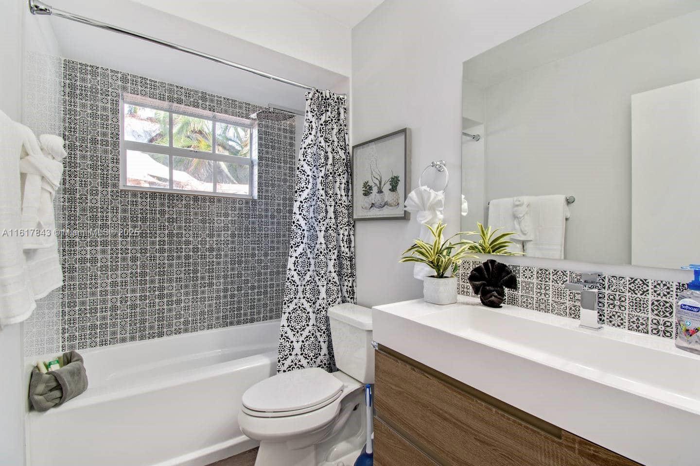 SUNNY ACRES - Residential