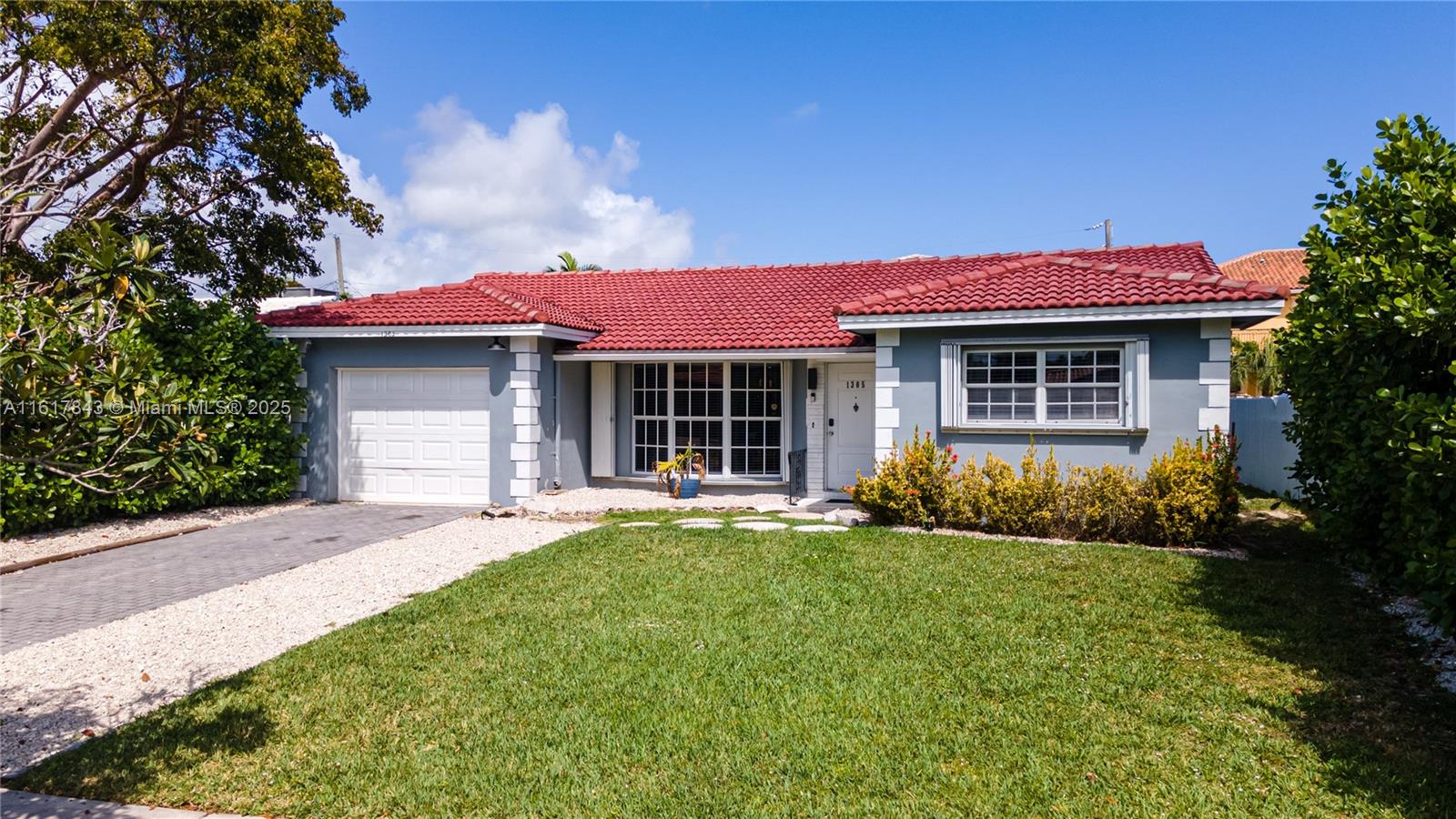 SUNNY ACRES - Residential