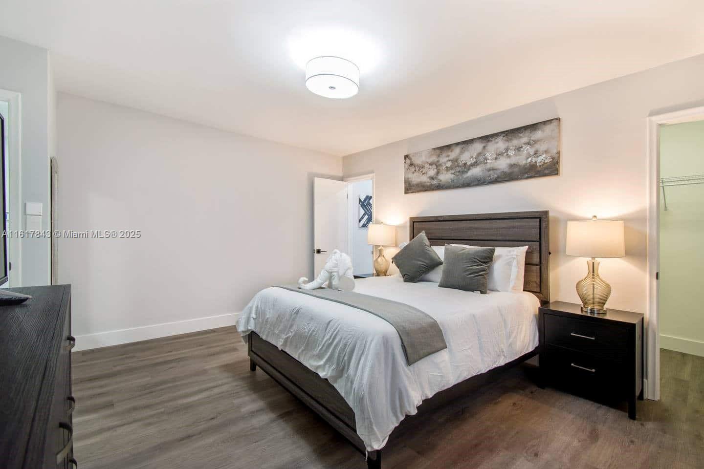 SUNNY ACRES - Residential