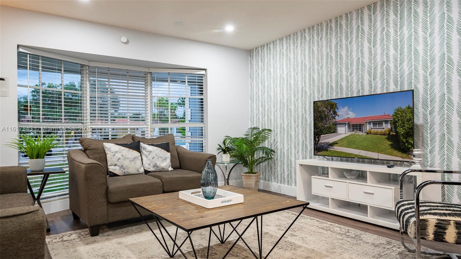 SUNNY ACRES - Residential