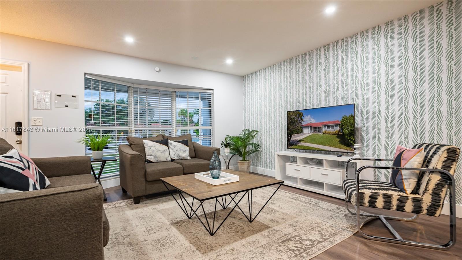 SUNNY ACRES - Residential