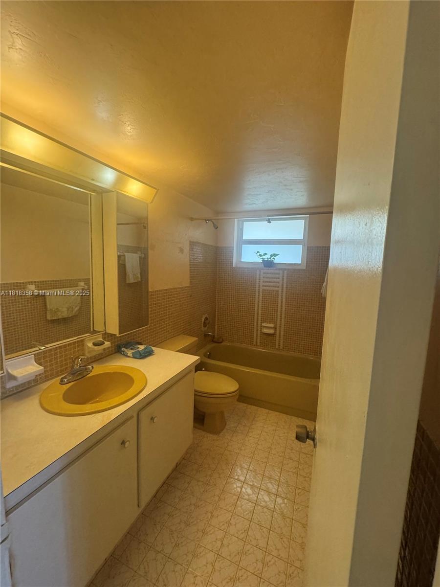 RO-MONT SOUTH CONDO MNPQ - Residential