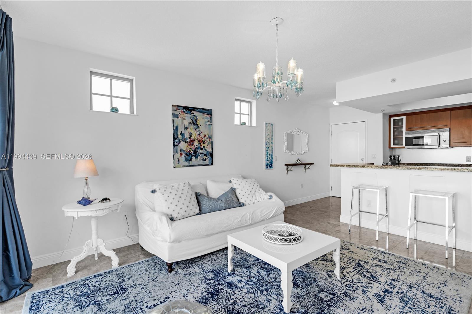 THE COSMOPOLITAN RESIDENC - Residential Lease