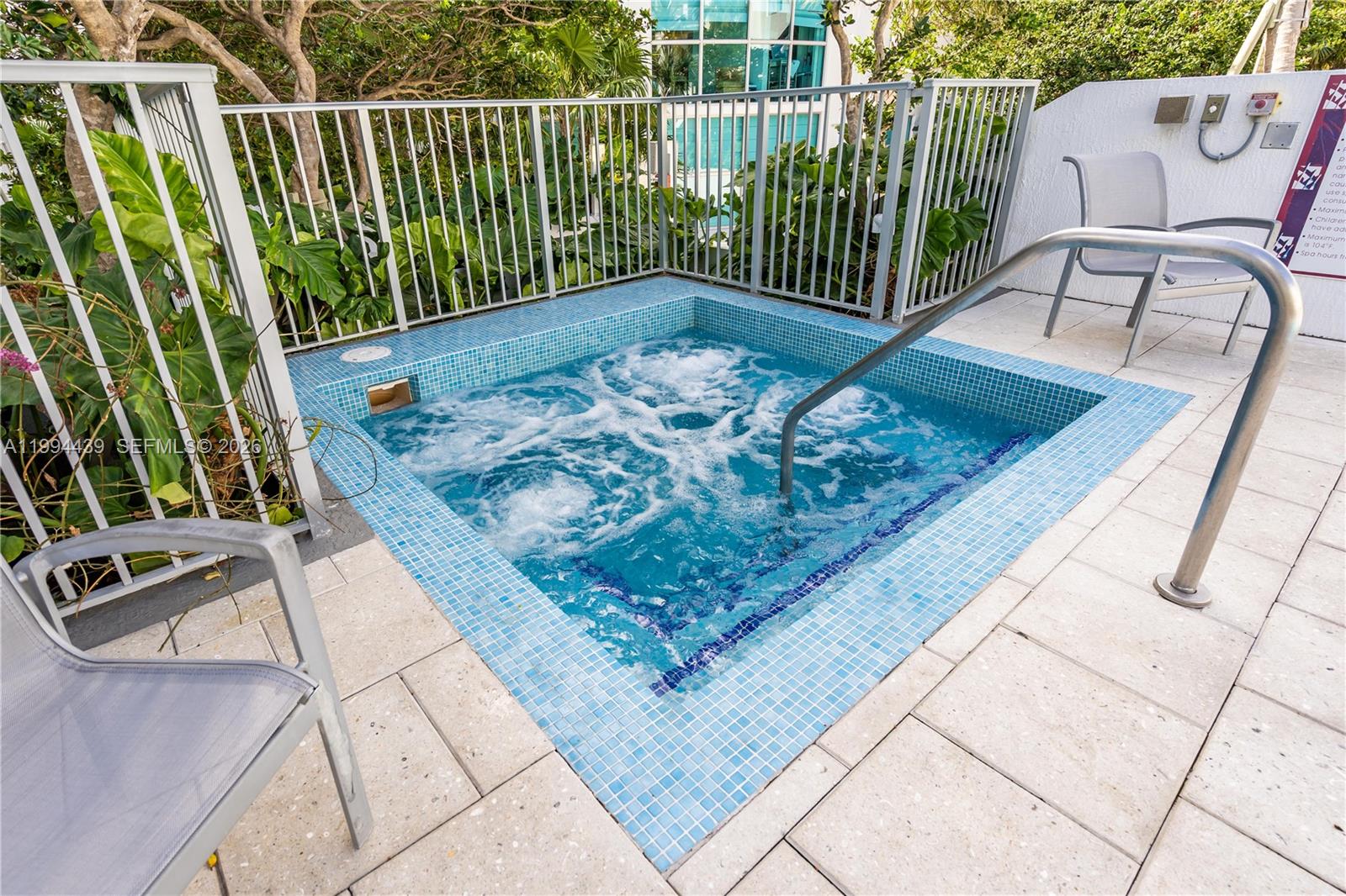 THE COSMOPOLITAN RESIDENC - Residential Lease