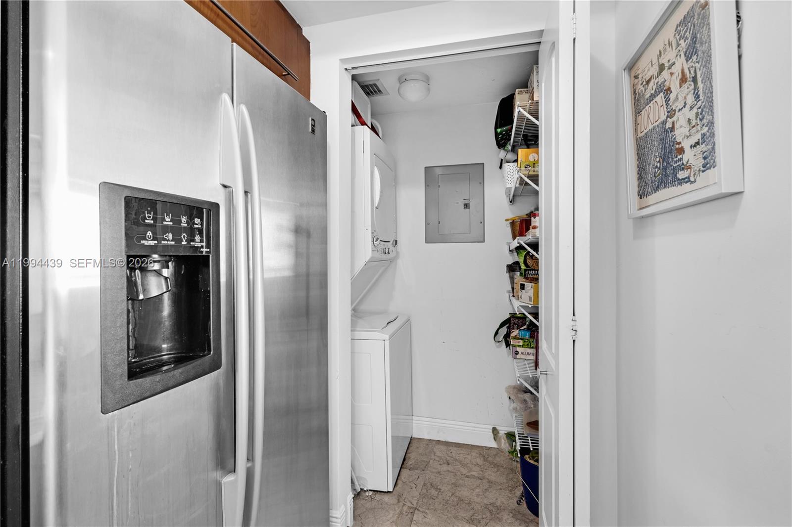 THE COSMOPOLITAN RESIDENC - Residential Lease