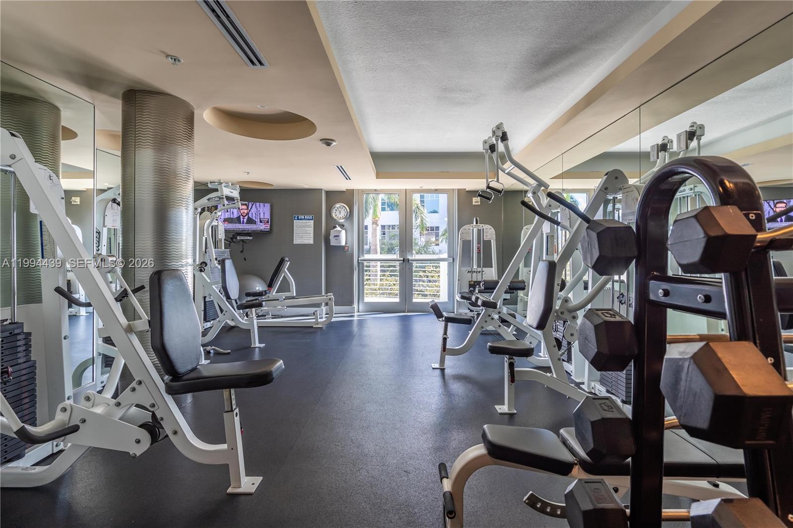 THE COSMOPOLITAN RESIDENC - Residential Lease