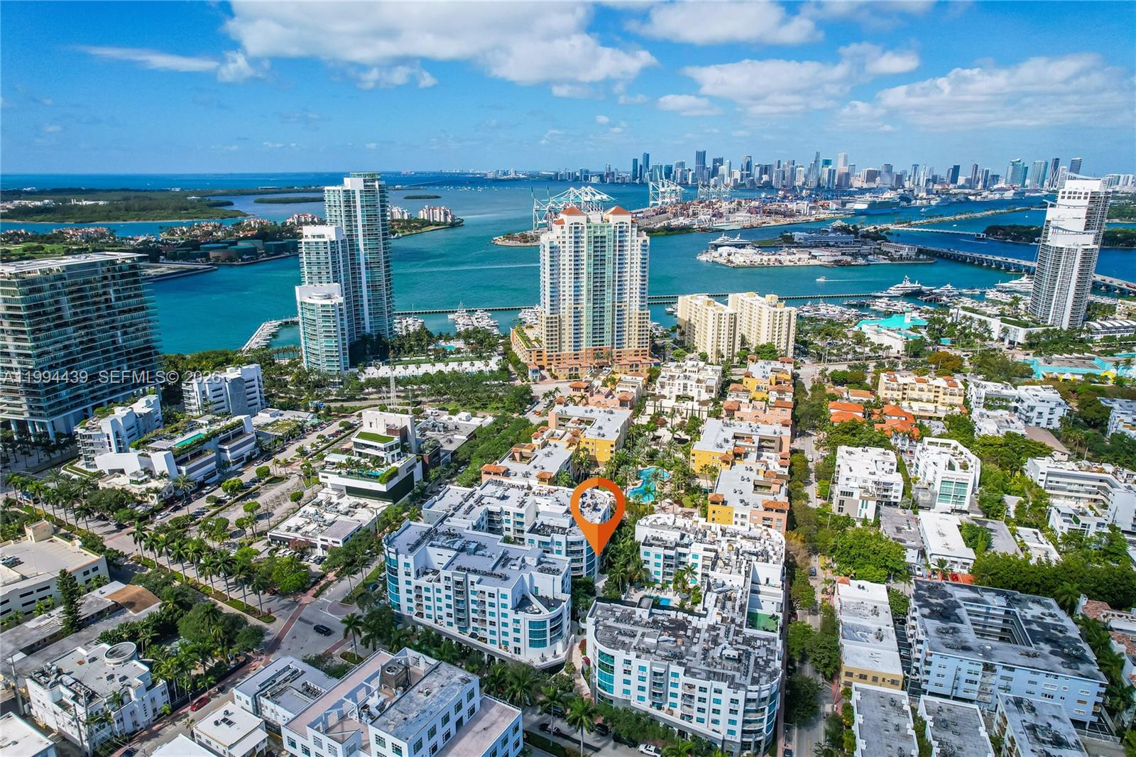 THE COSMOPOLITAN RESIDENC - Residential Lease