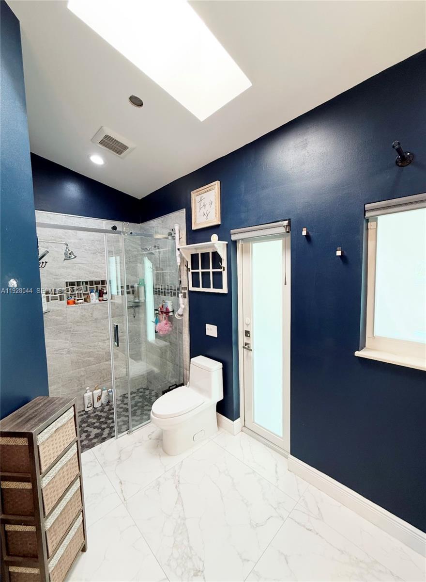 HAWKES BLUFF - Residential