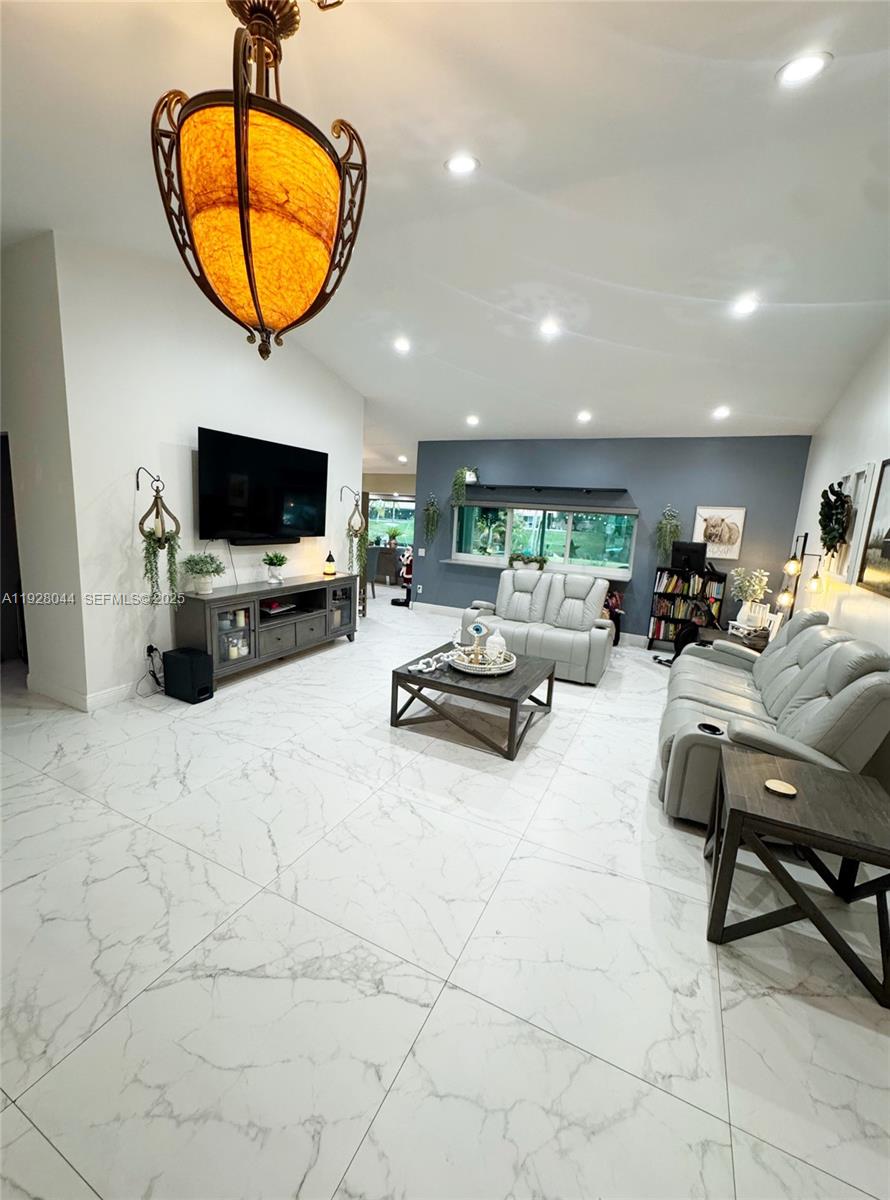 View photos, virtual tours, details... 15500 Carriage Ct