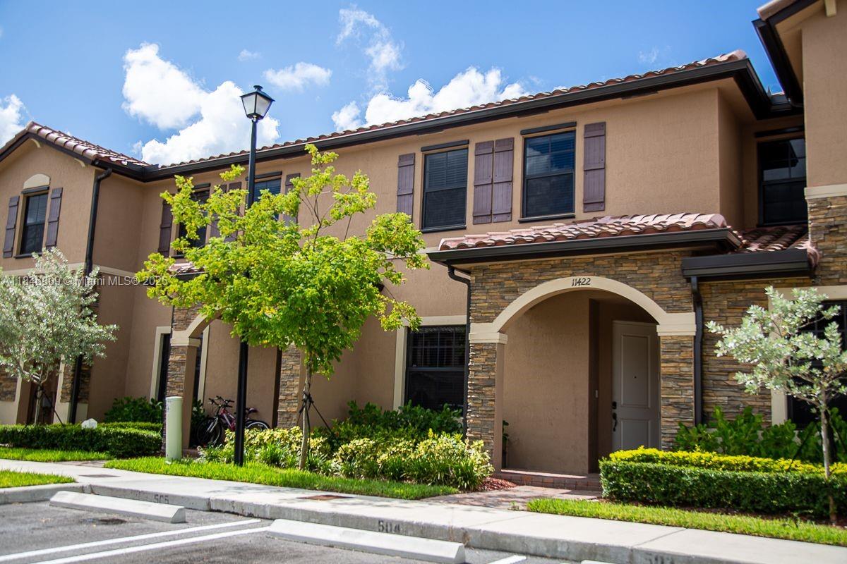 Beautiful and spacious 3-bedroom, 2.5-bath townhome located in a highly sought-after and secure community. This home boasts a modern kitchen equipped with stainless steel appliances, including a refrigerator with ice maker, dishwasher, and garbage disposal. It also offers ample storage with a large pantry and the convenience of an in-unit washer and dryer. Enjoy relaxing on the cozy front porch or in the private fenced backyard. The community features a clubhouse with top-tier amenities, including a swimming pool, children’s play area, and fitness center. Currently tenant-occupied until August 31st.