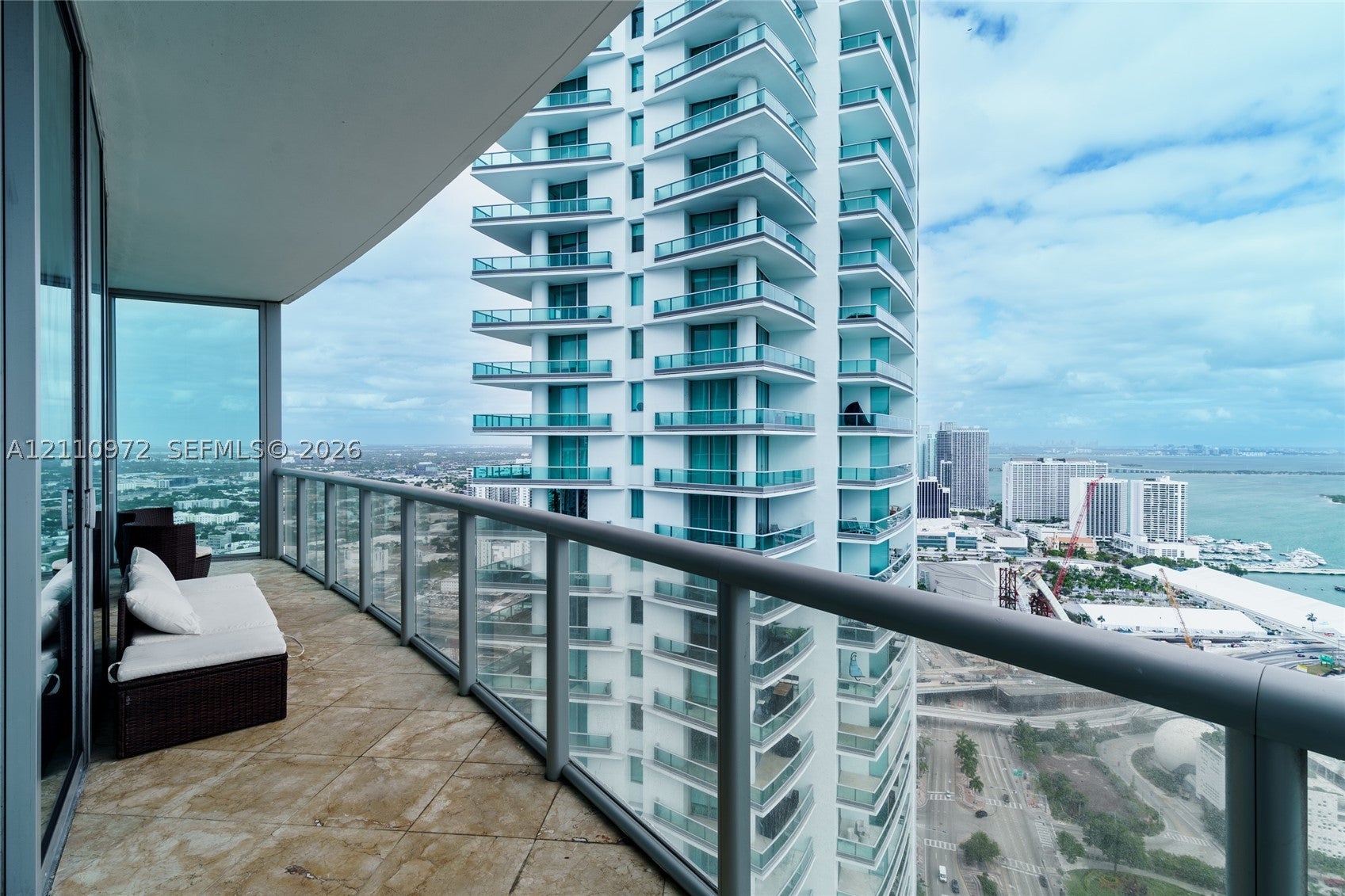888 Biscayne Blvd 4712