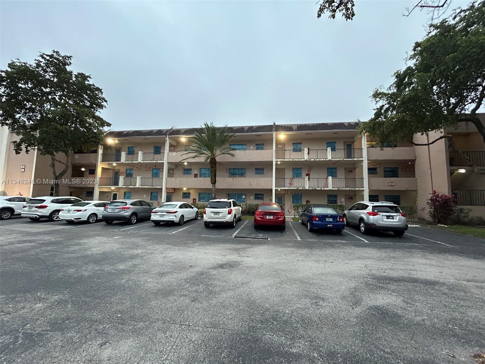 Photo 3 of 10 of 8321 Sands Point Blvd D101 condo