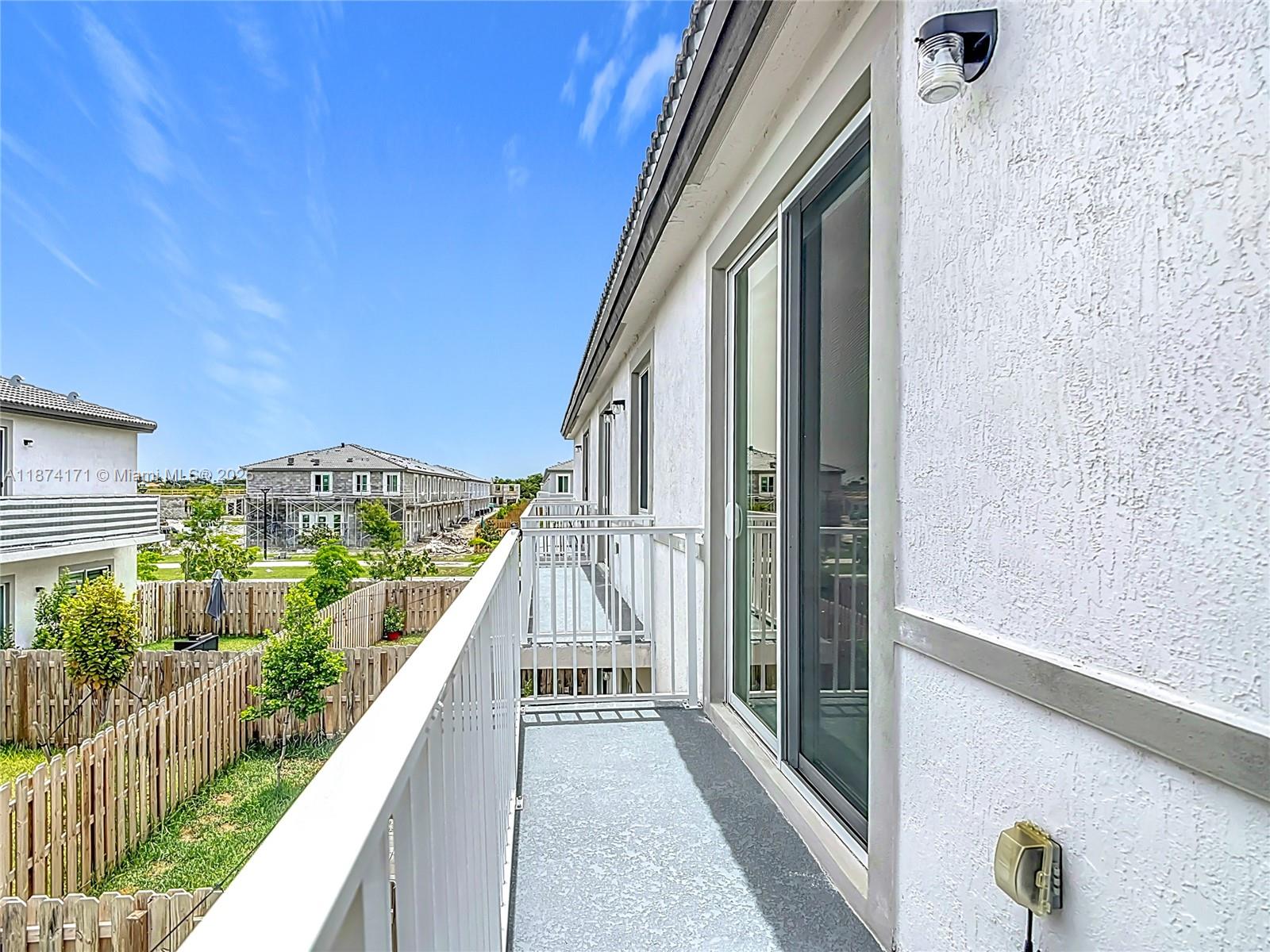 Terra Sol - Residential