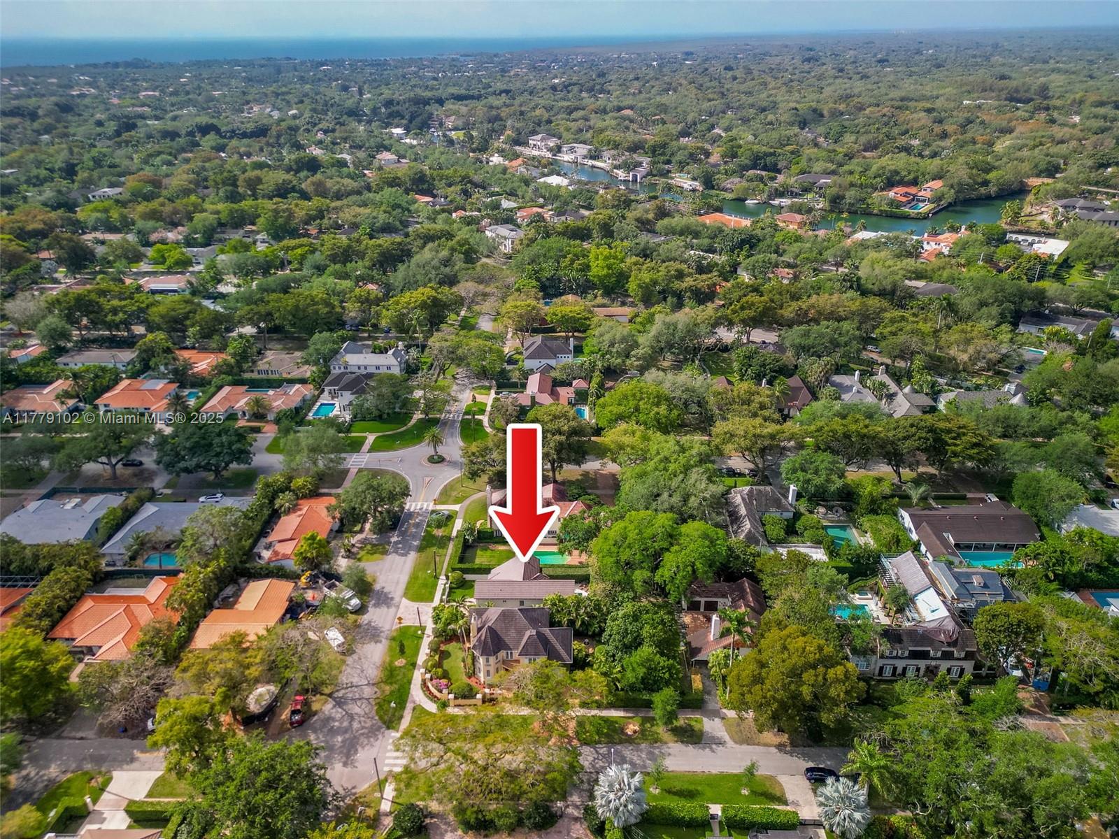 CORAL GABLES RIVIERA SEC - Residential