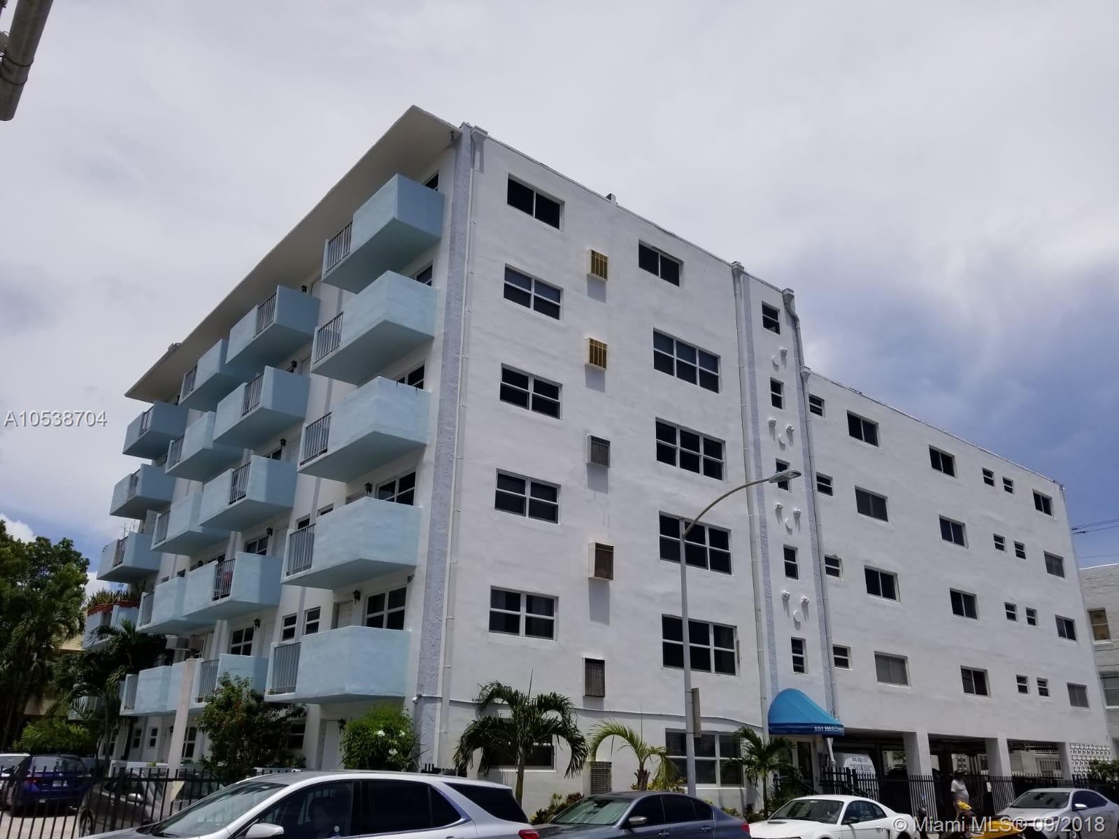 Boutique building centrally located, walking distance to Lincoln road, the beach, flamingo park, etc. Spacious, updated unit with central a/c, gated parking lot and secured entry into building and elevator. Basic cable included!