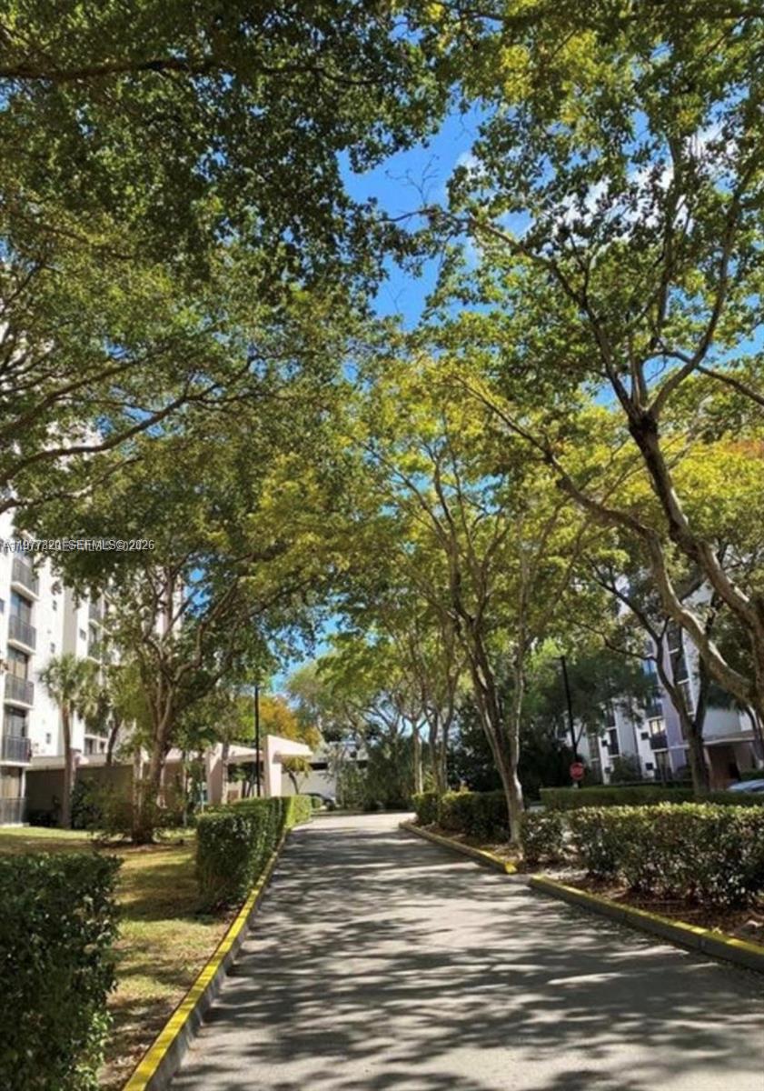 PLAZA OF AMERICAS CONDO P - Residential Lease