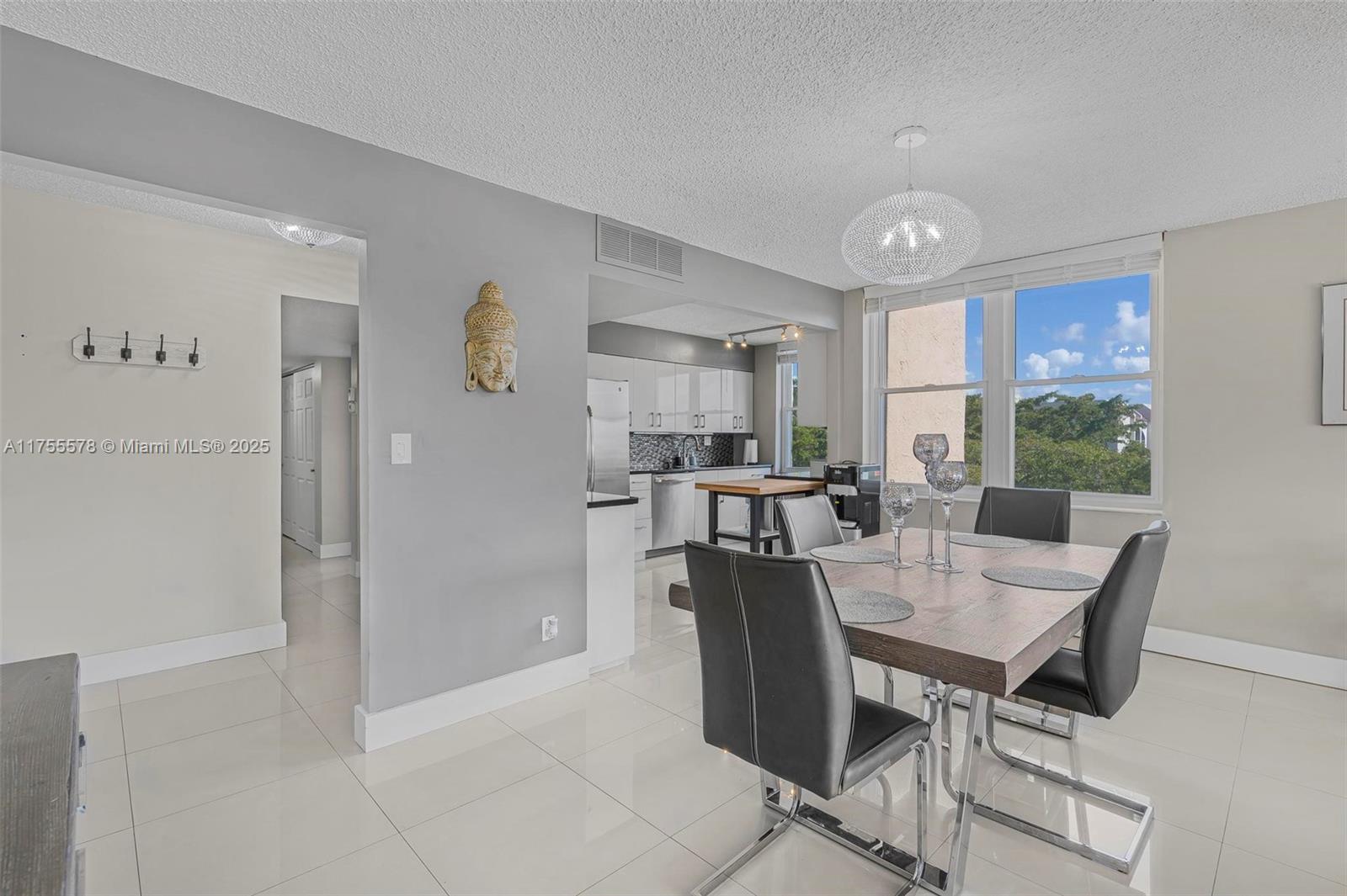 CONDOMINIUM 8 OF ENVIRON - Residential