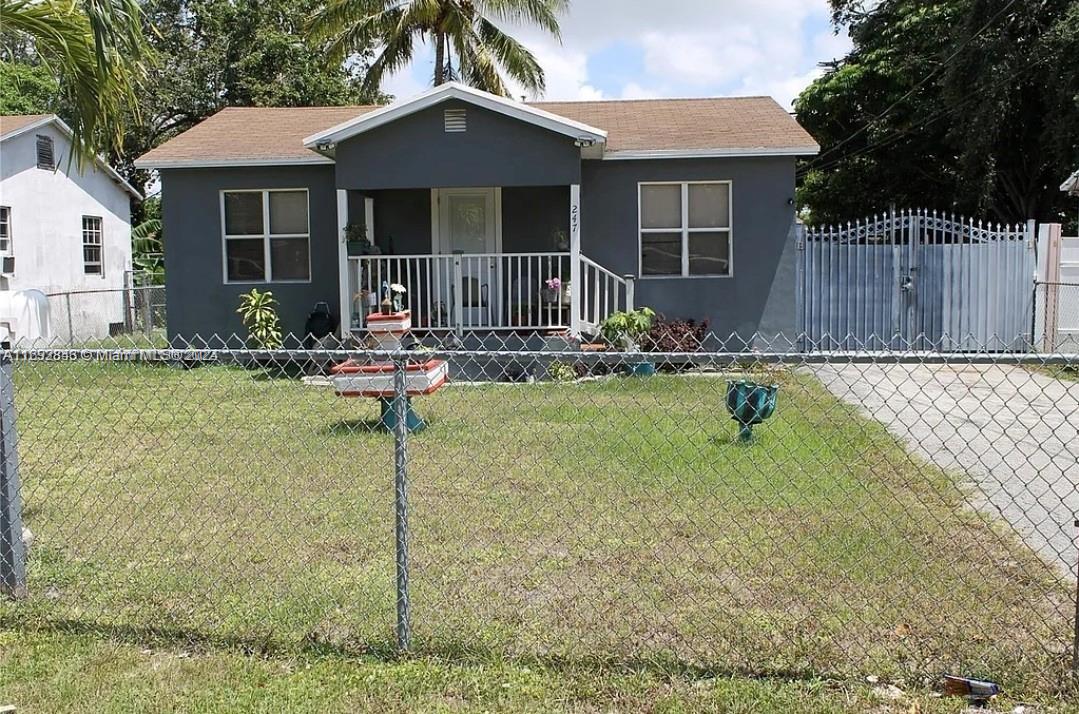 Well maintained 2/1 with a huge lot and large terrace zoned duplex. One block over from Miami Shores. Great location close to everything east side of I95.