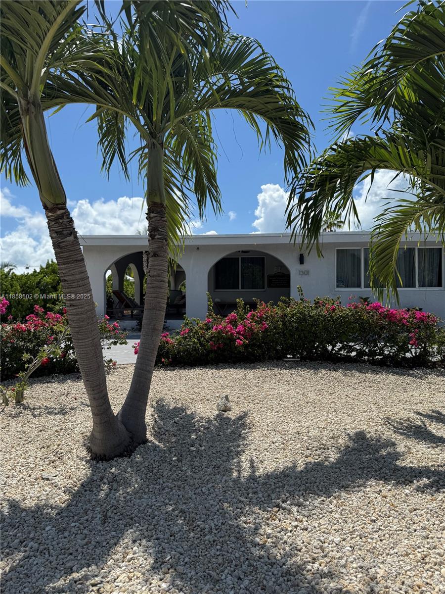 VENICE - Residential Lease