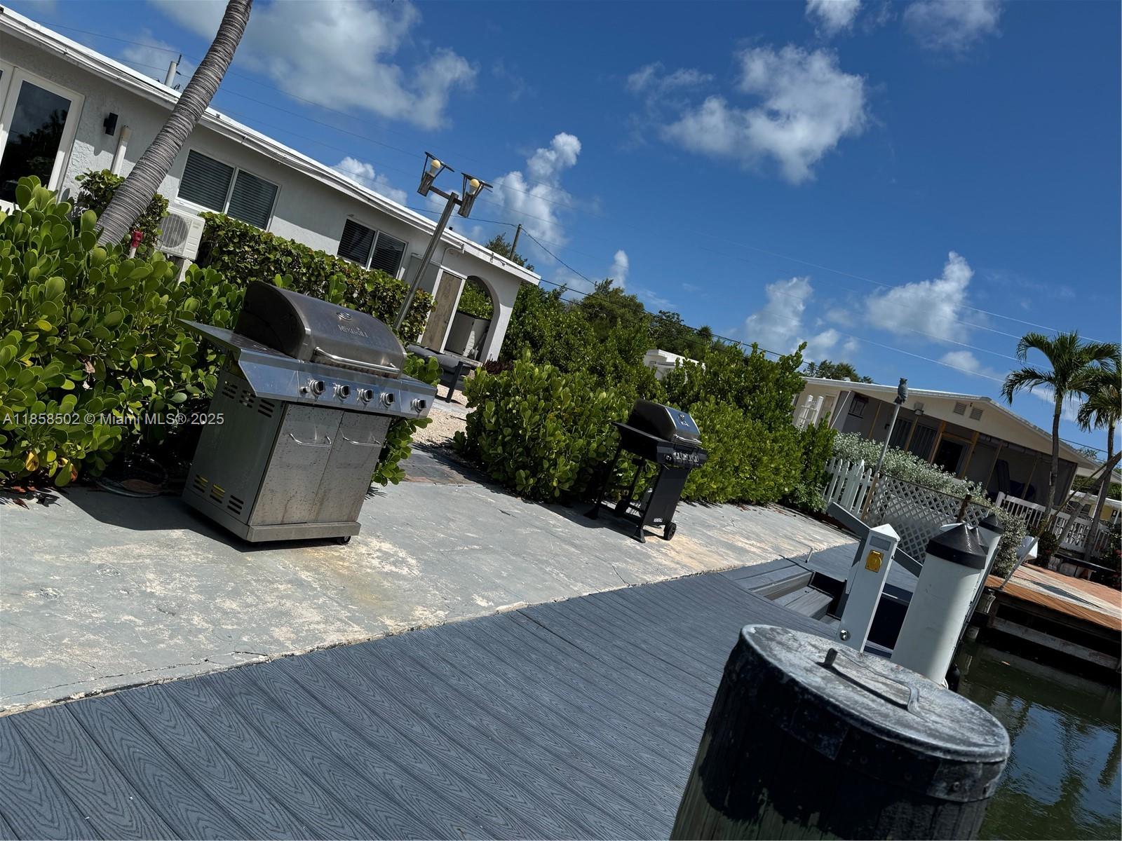 VENICE - Residential Lease