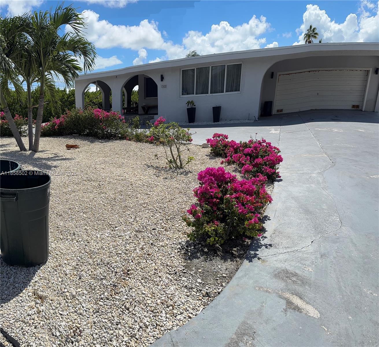 VENICE - Residential Lease