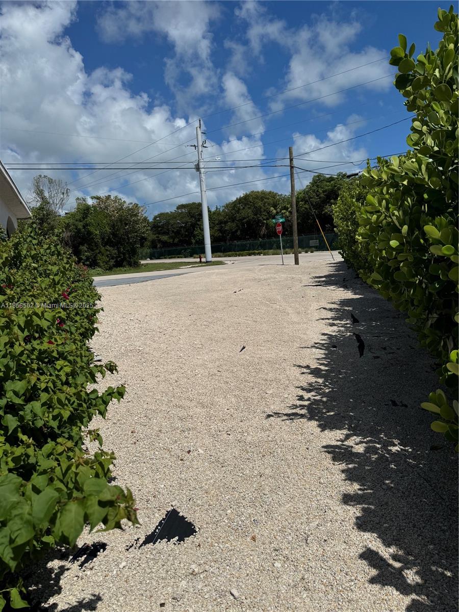 VENICE - Residential Lease