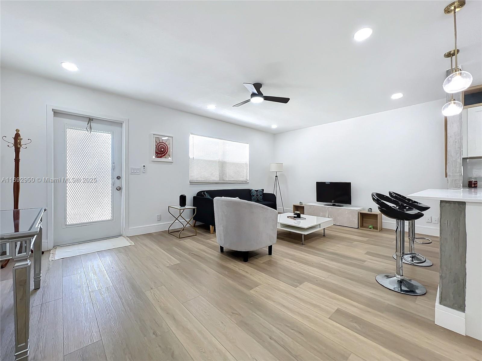 KINGS POINT MONACO CONDOS - Residential