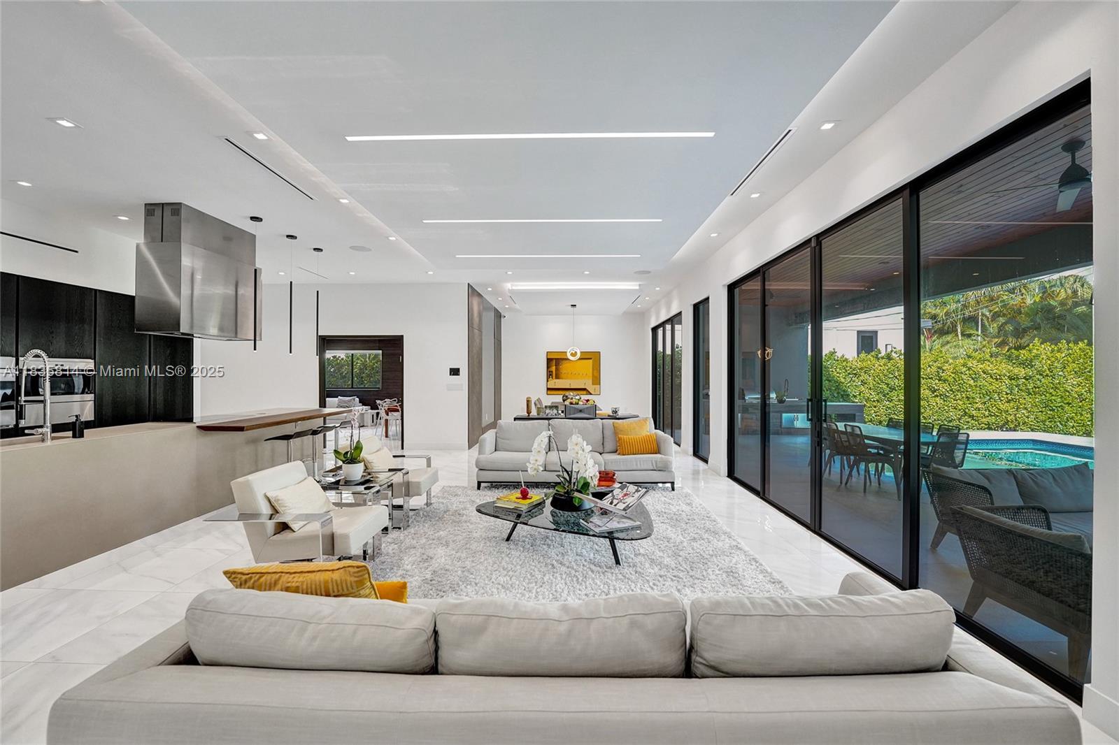 COUNTY SQUIRE ESTATES SEC - Residential Lease