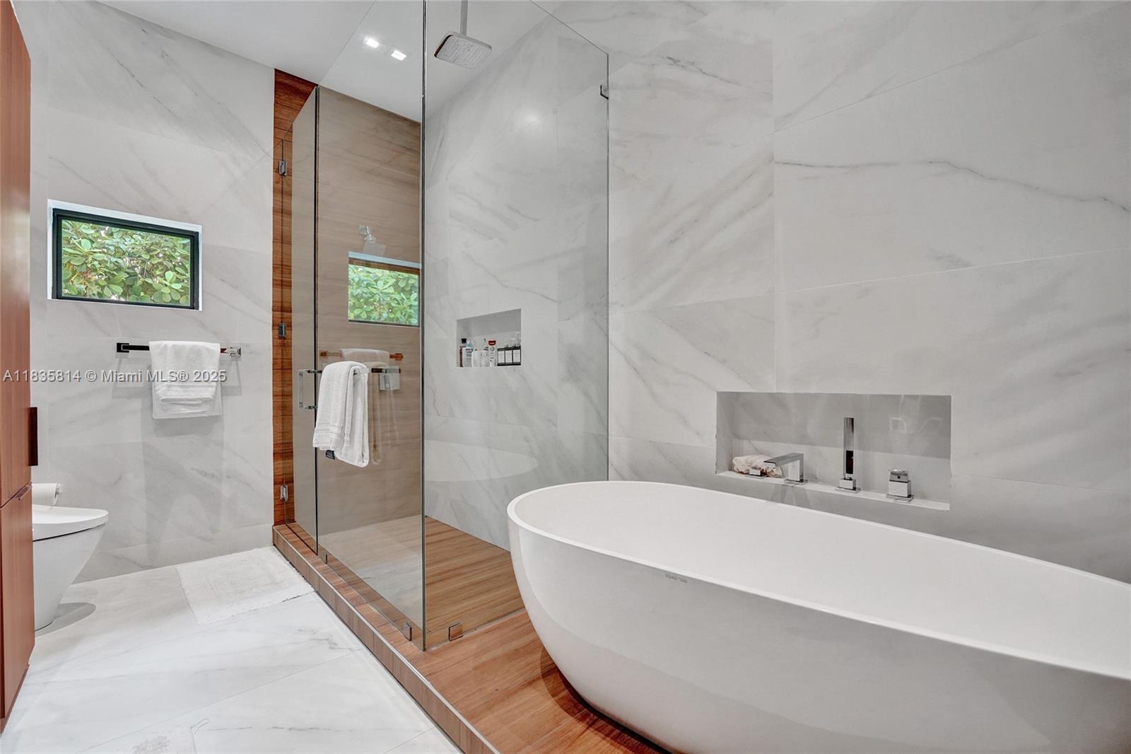 COUNTY SQUIRE ESTATES SEC - Residential Lease