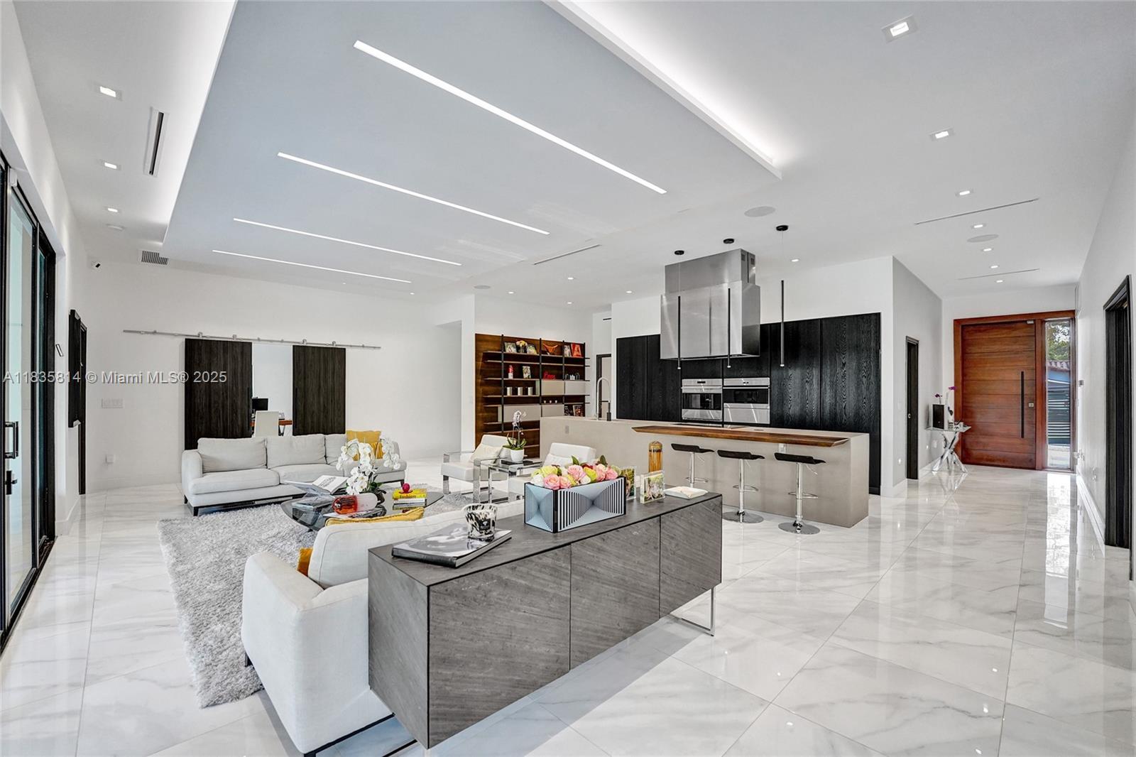 COUNTY SQUIRE ESTATES SEC - Residential Lease