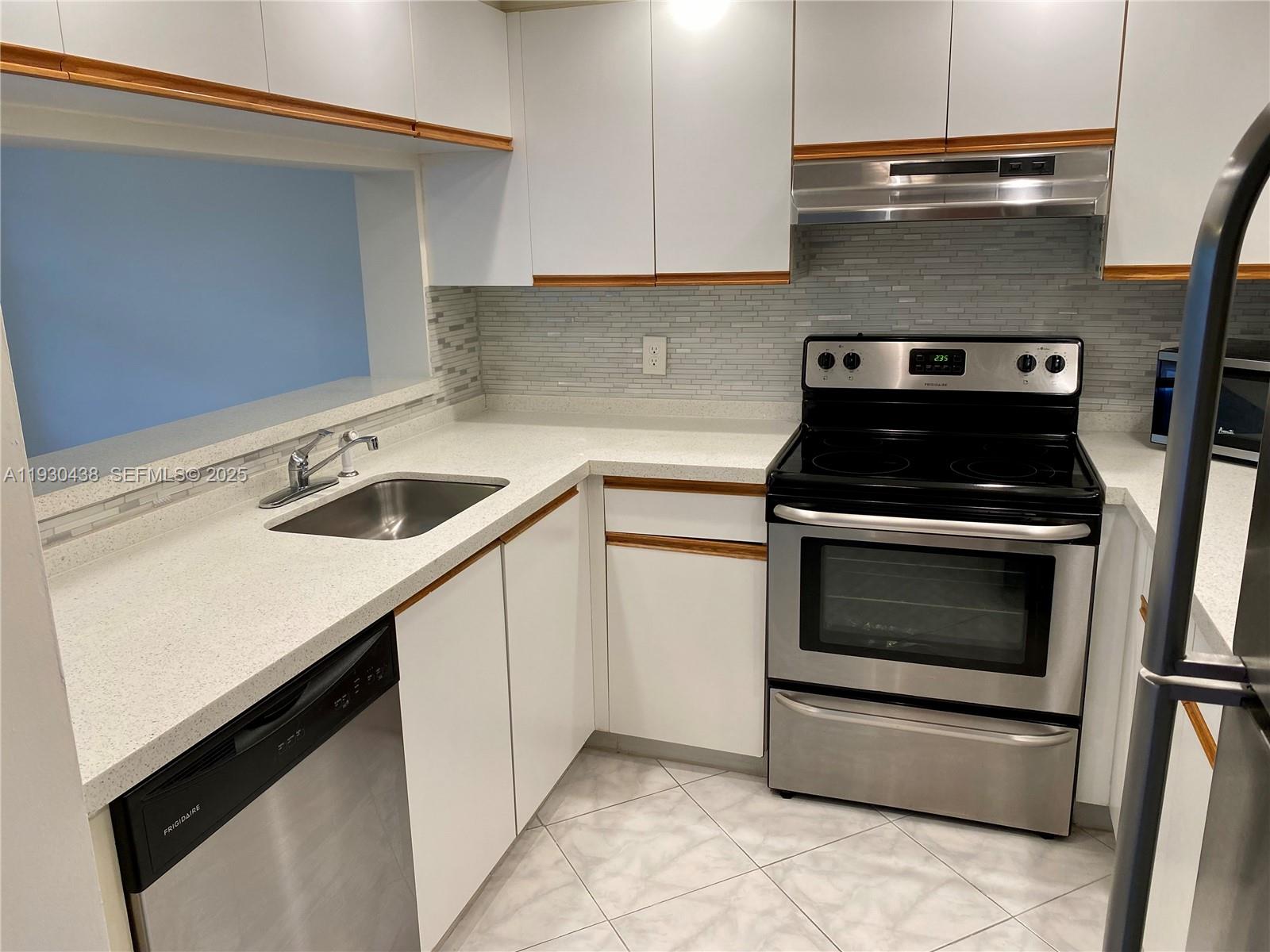 BUCKINGHAM AT CENTURY VIL - Residential Lease